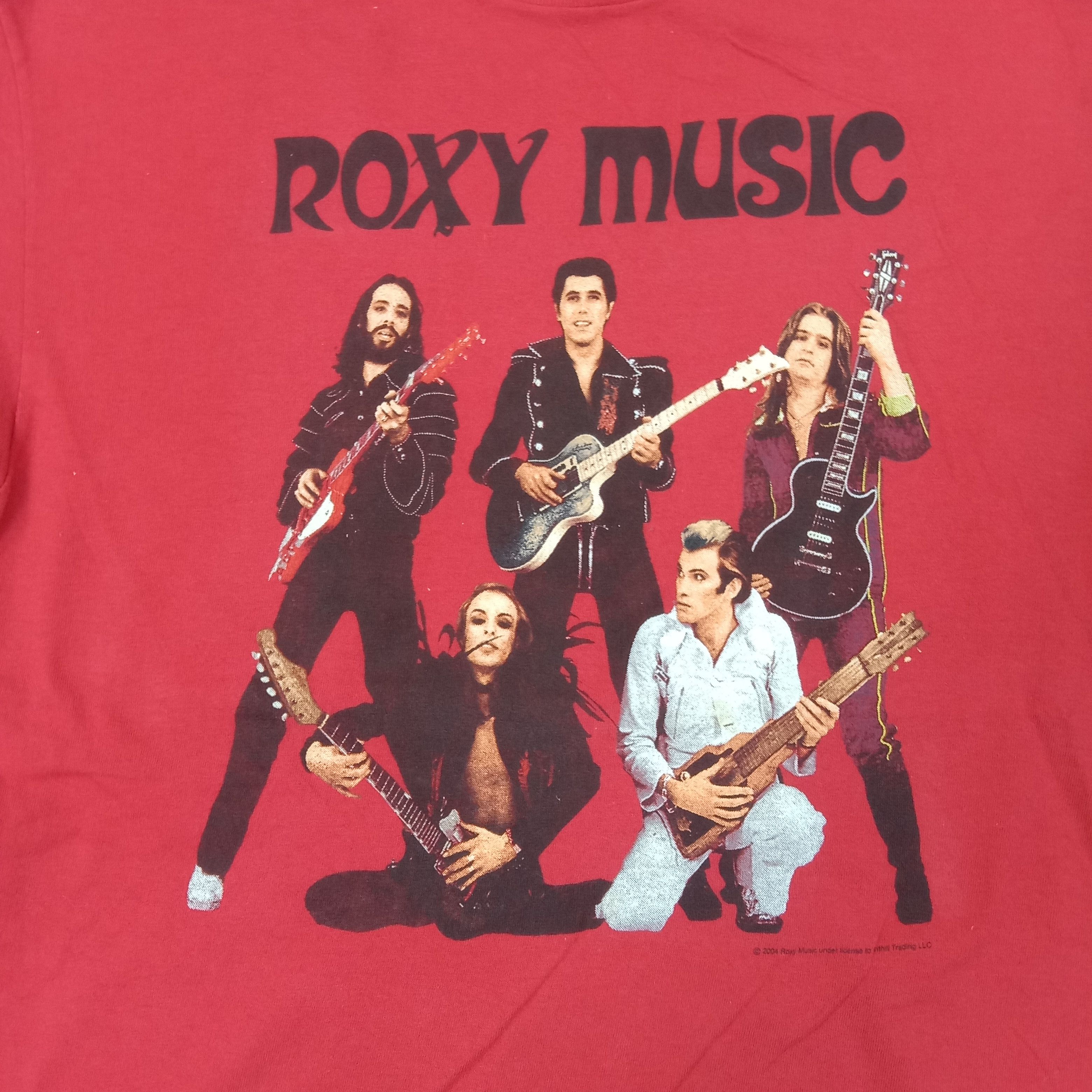 Band Tees Roxy Music American Rock Band 2004 Tshirt C249N20 Size US M / EU 48-50 / 2 - 2 Thumbnail