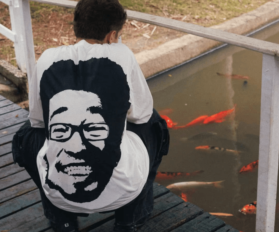 Japanese Brand Vintage Street Hip Hop Portrait Printed T-shirt Size US S / EU 44-46 / 1 - 2 Thumbnail