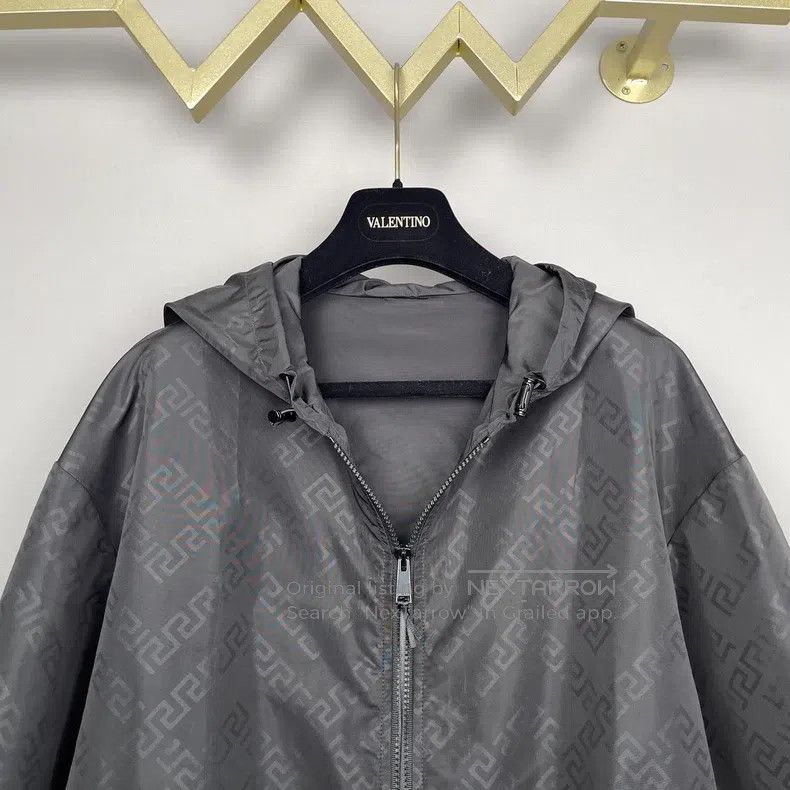 Versace Versace Main line men's hooded jacket coat Size US L / EU 52-54 / 3 - 2 Thumbnail