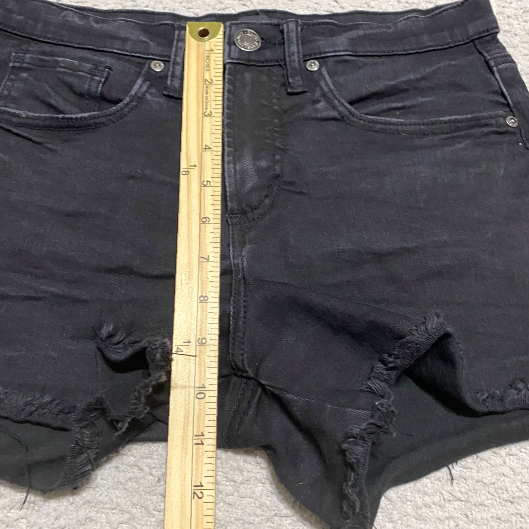 Silver Jeans Co. Silver Jeans Shorts Womens 26 Black Denim Mid Rise Cut-Off Inseam 3" Pocket Vintage No N/A Size 26" / US 2 / IT 38 - 4 Thumbnail