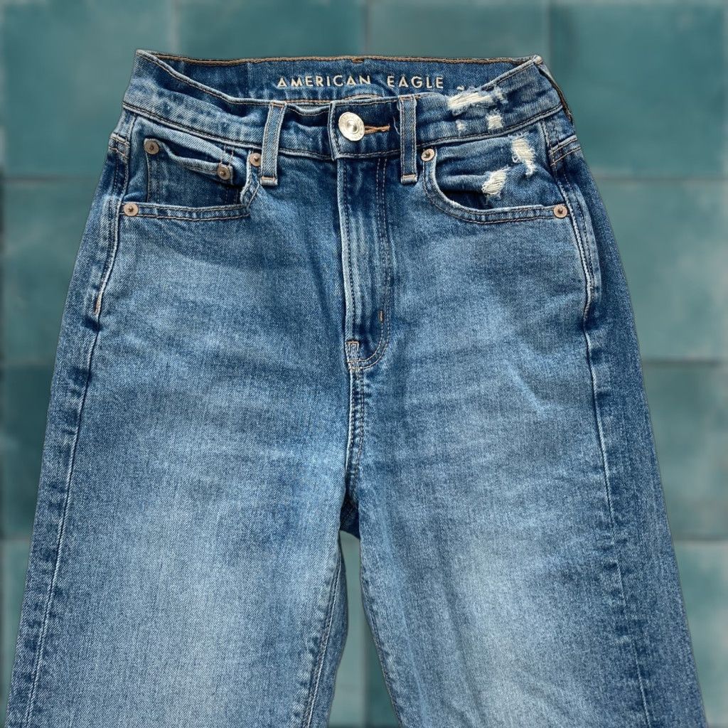American Eagle Outfitters American Eagle Outfitters Jeans 000 90s Boyfriend Blue Distressed Denim Medium Wash Jeans Womens Size 42" / US 20 - 1 Thumbnail