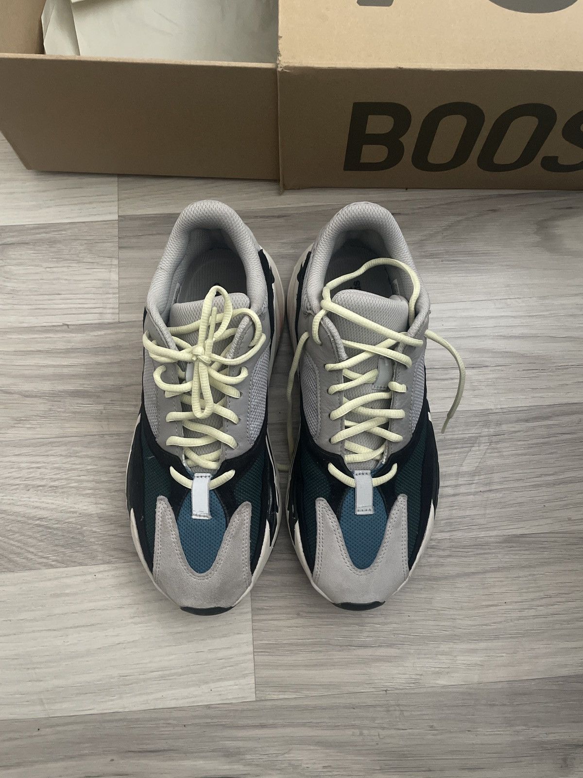 Yeezy Yeezy Boost 700 wave runner Size US 8.5 / EU 41-42 - 3 Thumbnail