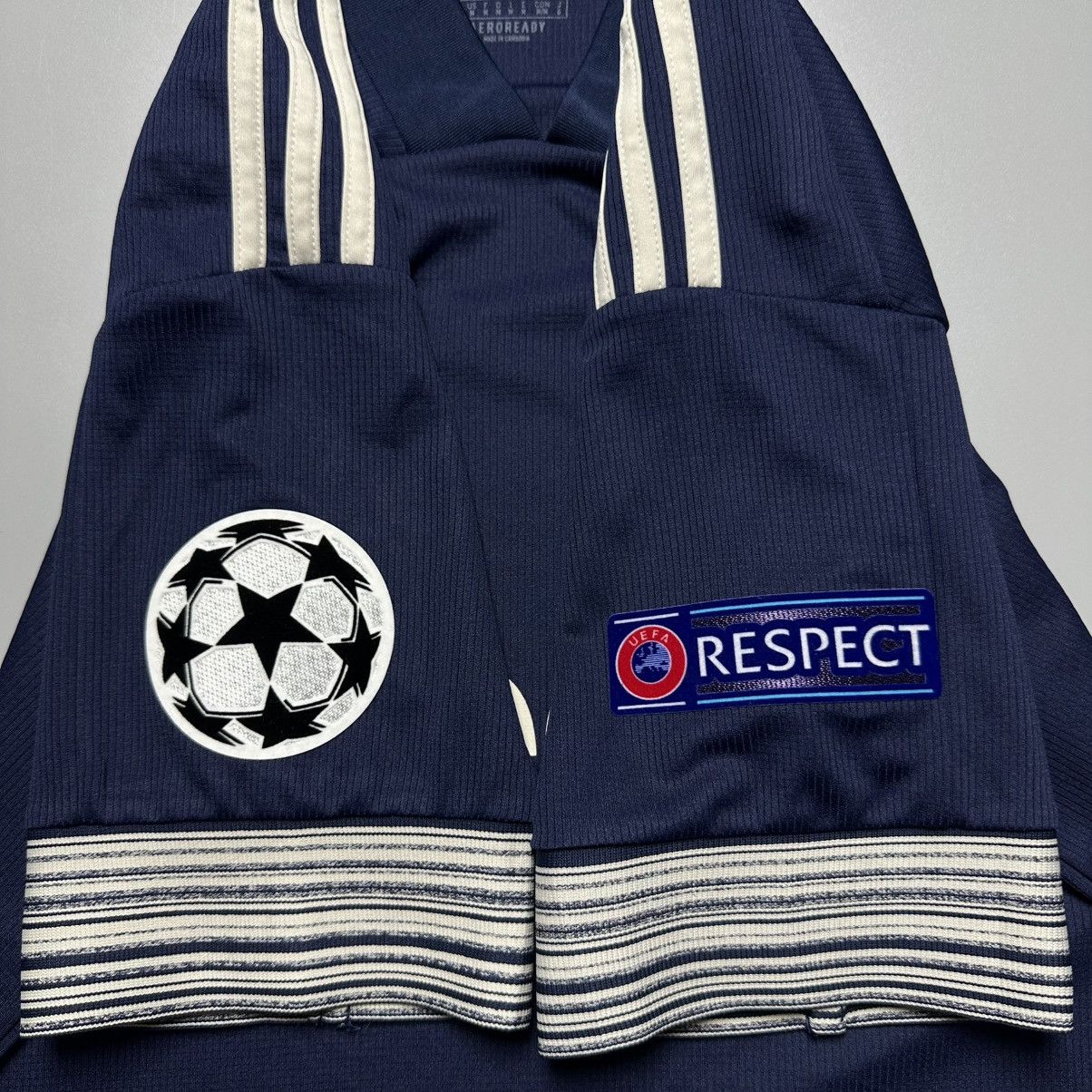 Vintage JUVENTUS ADIDAS 2020/2021 FOOTBALL AWAY JERSEY #7 RONALDO Size US M / EU 48-50 / 2 - 8 Thumbnail