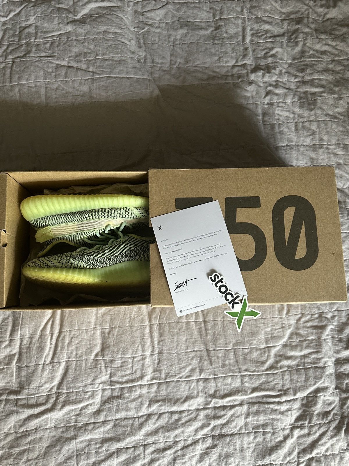 350 Yeezy boost nonreflective