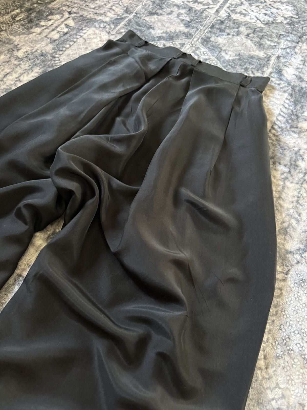 Yohji Yamamoto S/S 04 YOHJI YAMAMOTO Pleated Wide Leg Black Silk Pants Size US 30 / EU 46 - 16 Thumbnail