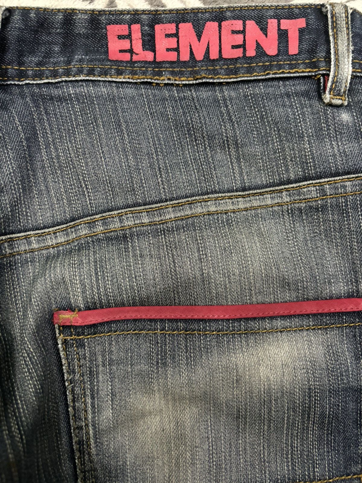 Element Vintage Element Faded Slim Straight Curved Distressed Jeans Size US 31 - 13 Thumbnail