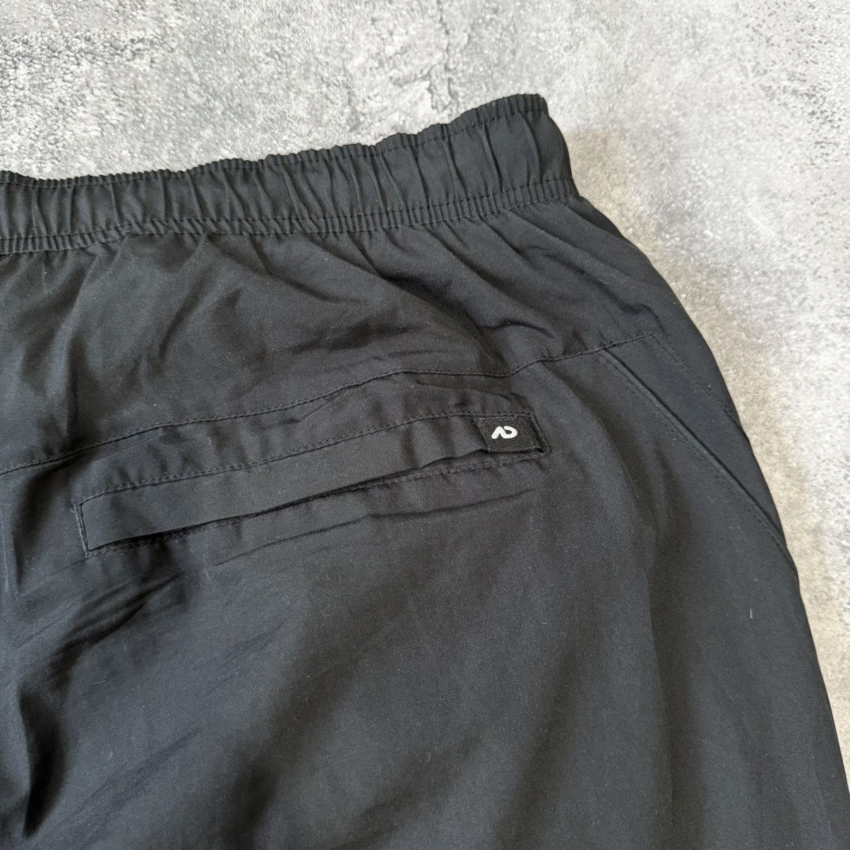 Nike Vintage Nike Nylon Track Pants Y2K Size US 34 / EU 50 - 14 Thumbnail
