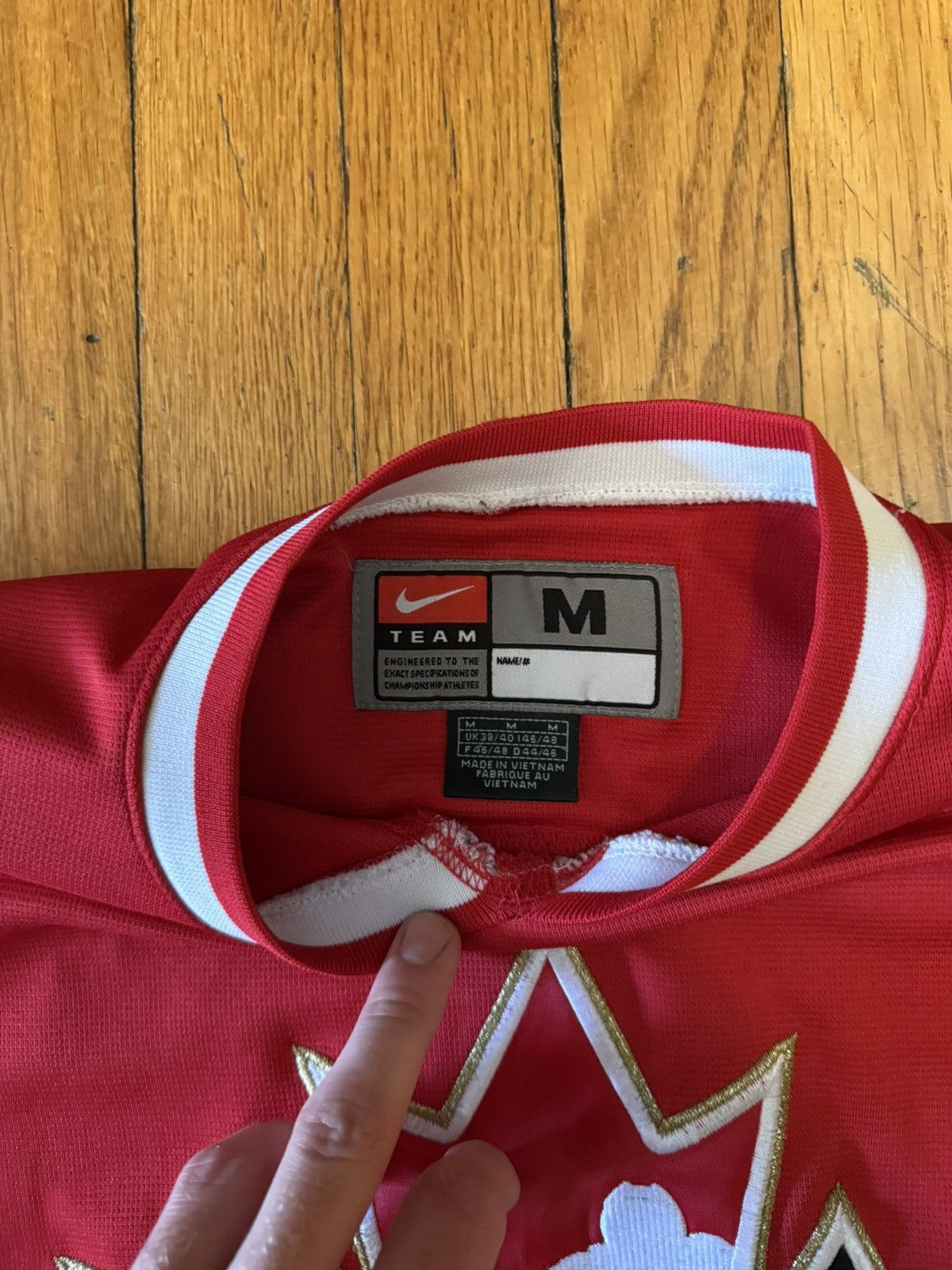 Nike Vintage Nike Canada Hockey Jersey Size US M / EU 48-50 / 2 - 3 Thumbnail