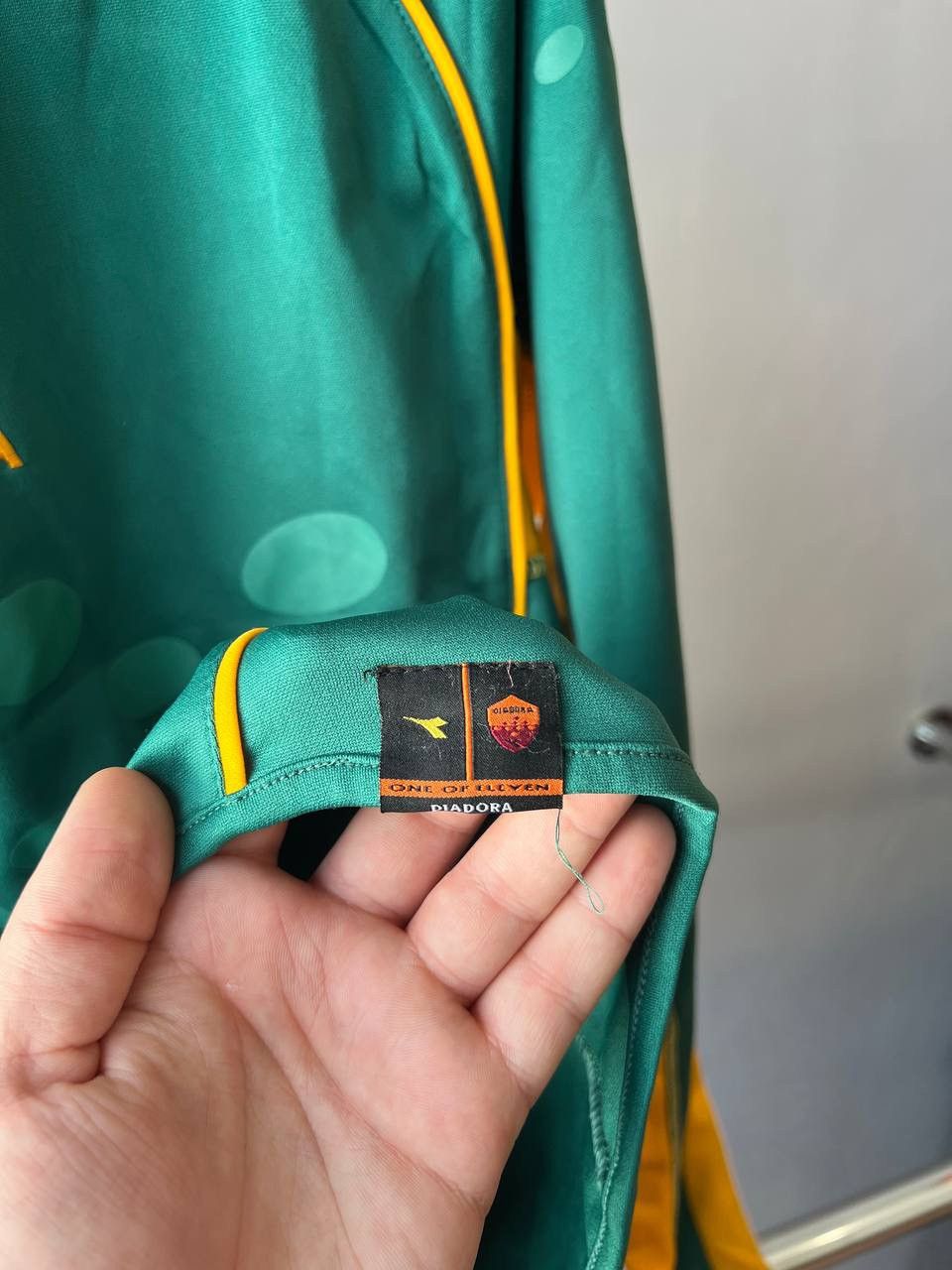 Diadora 2006 SOUTH AFRICA TEAM HOME SOCCER FOOTBALL DIADORA JERSEY L Size US L / EU 52-54 / 3 - 10 Thumbnail