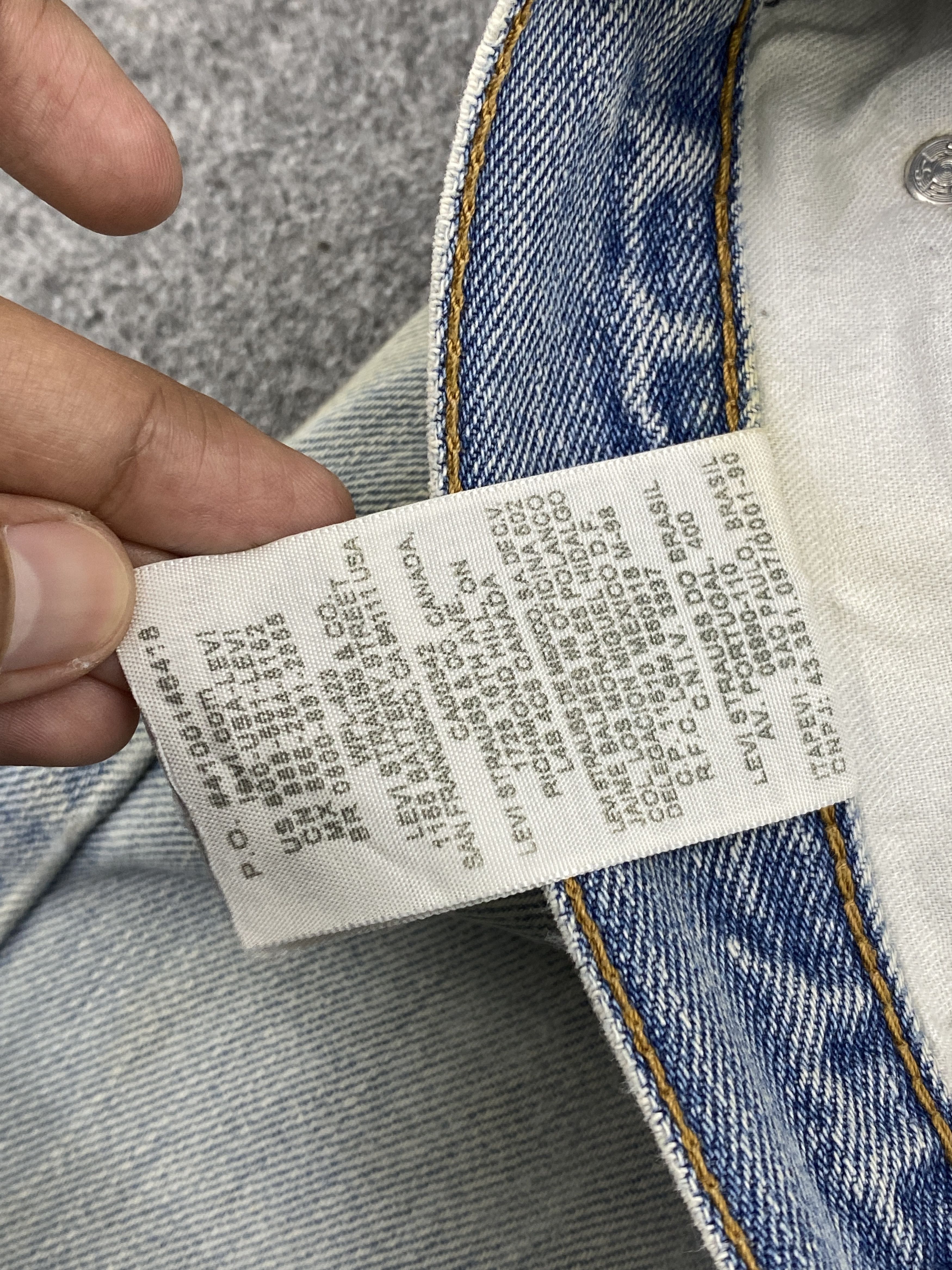 Levi's × Vintage Light Blue Washed Vintage Levi's 505 Jeans Size US 38 / EU 54 - 8 Thumbnail