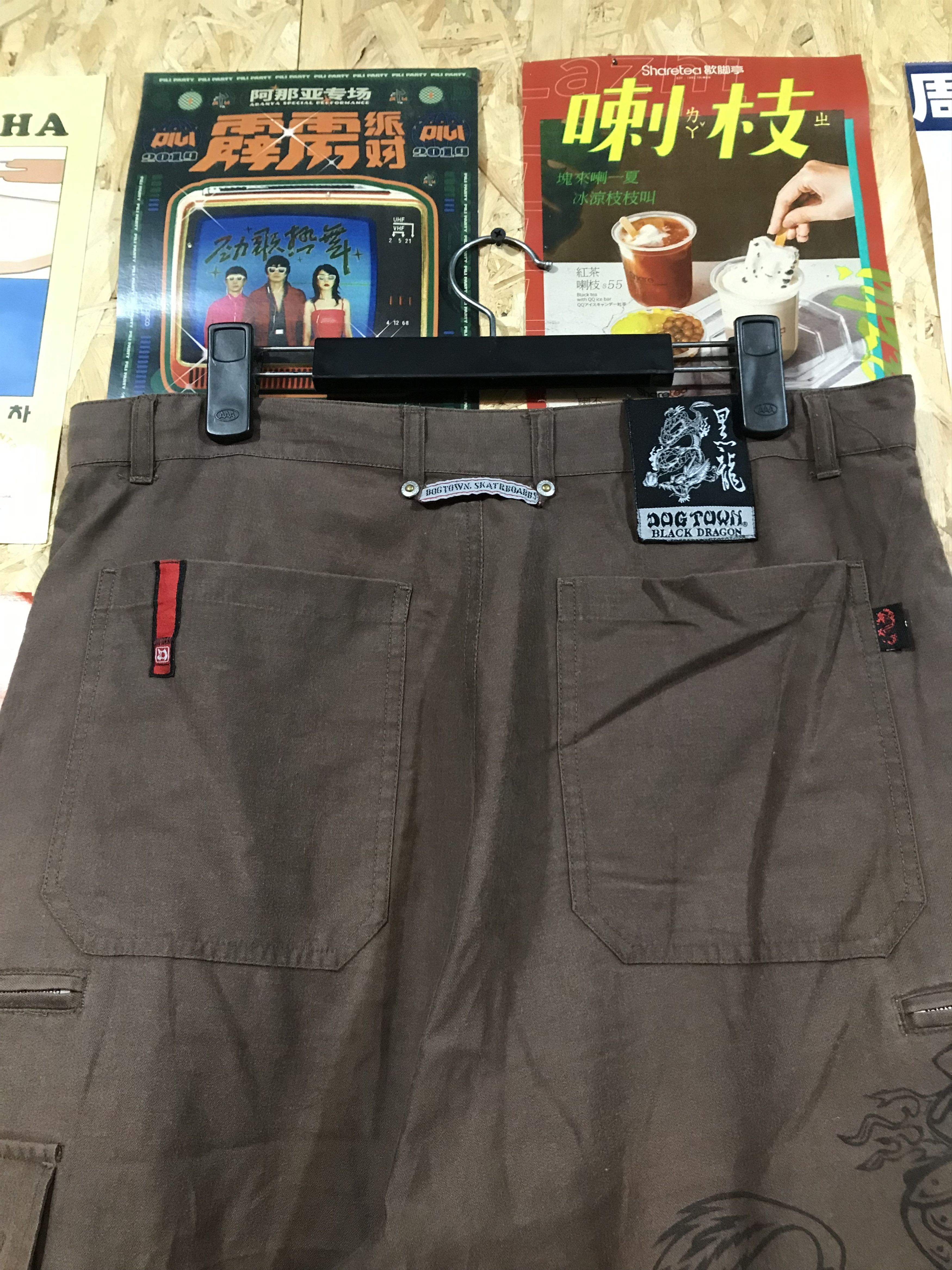 Dogtown Dogtown Black Dragon Jorts Short Pants Size US 34 / EU 50 - 10 Thumbnail