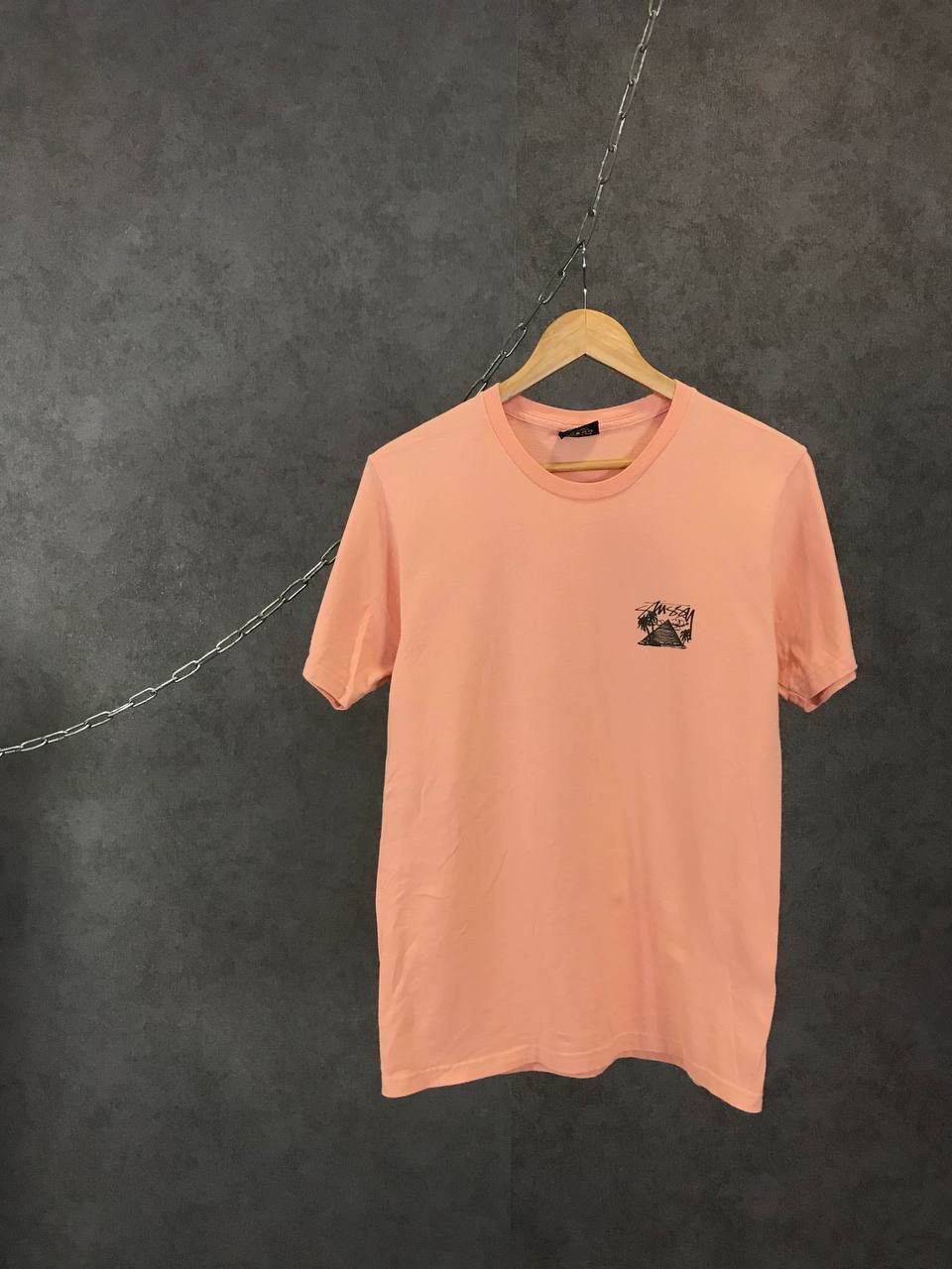 Stussy Stussy designer overprinted tee Size US S / EU 44-46 / 1 - 1 Thumbnail