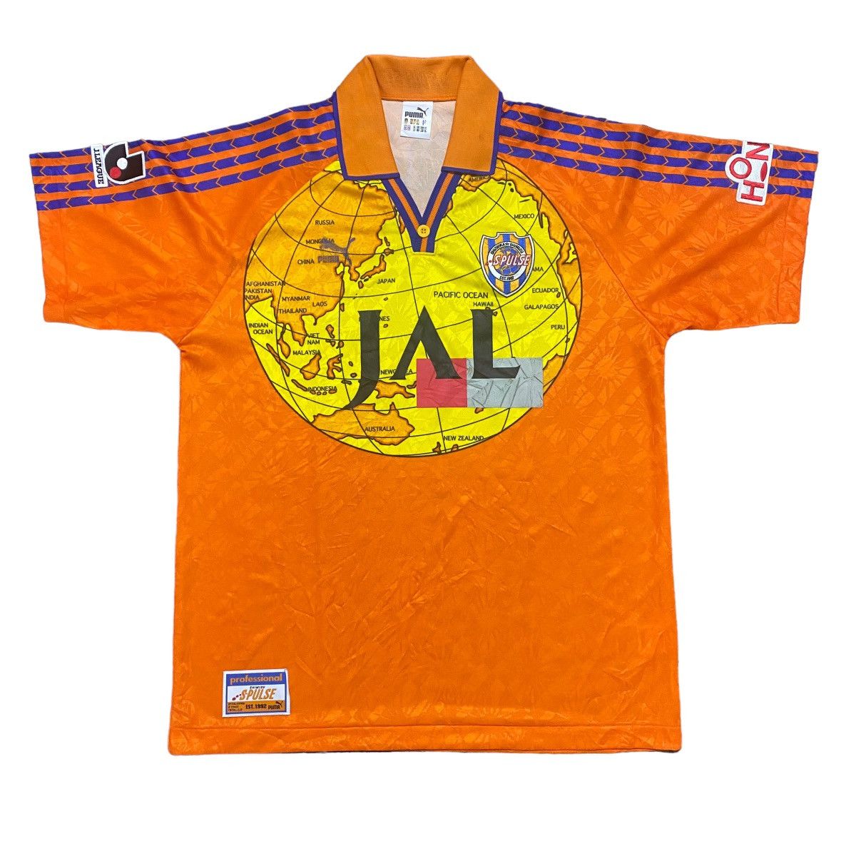 Puma Vintage 97/98 Shimizu S-Pulse Japan Home Jersey Size US M / EU 48-50 / 2 - 1 Thumbnail