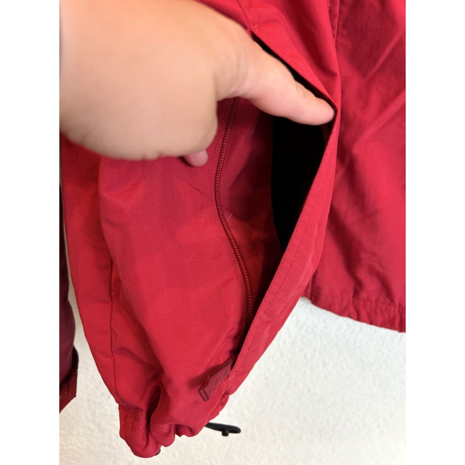 Vintage VINTAGE LL Bean Men’s Size Large Red Full Zip Jacket Hood 90s Outdoor USA Mens Size L Blue Embroidered Logo Zipper Jacket Size US L / EU 52-54 / 3 - 6 Thumbnail