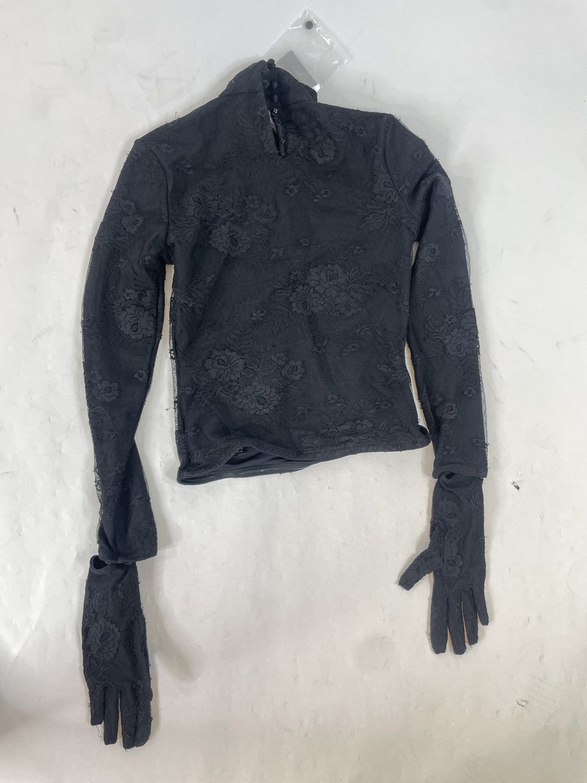 Balenciaga floral lace high-neck gloved top Size XS / US 0-2 / IT 36-38 - 2 Thumbnail