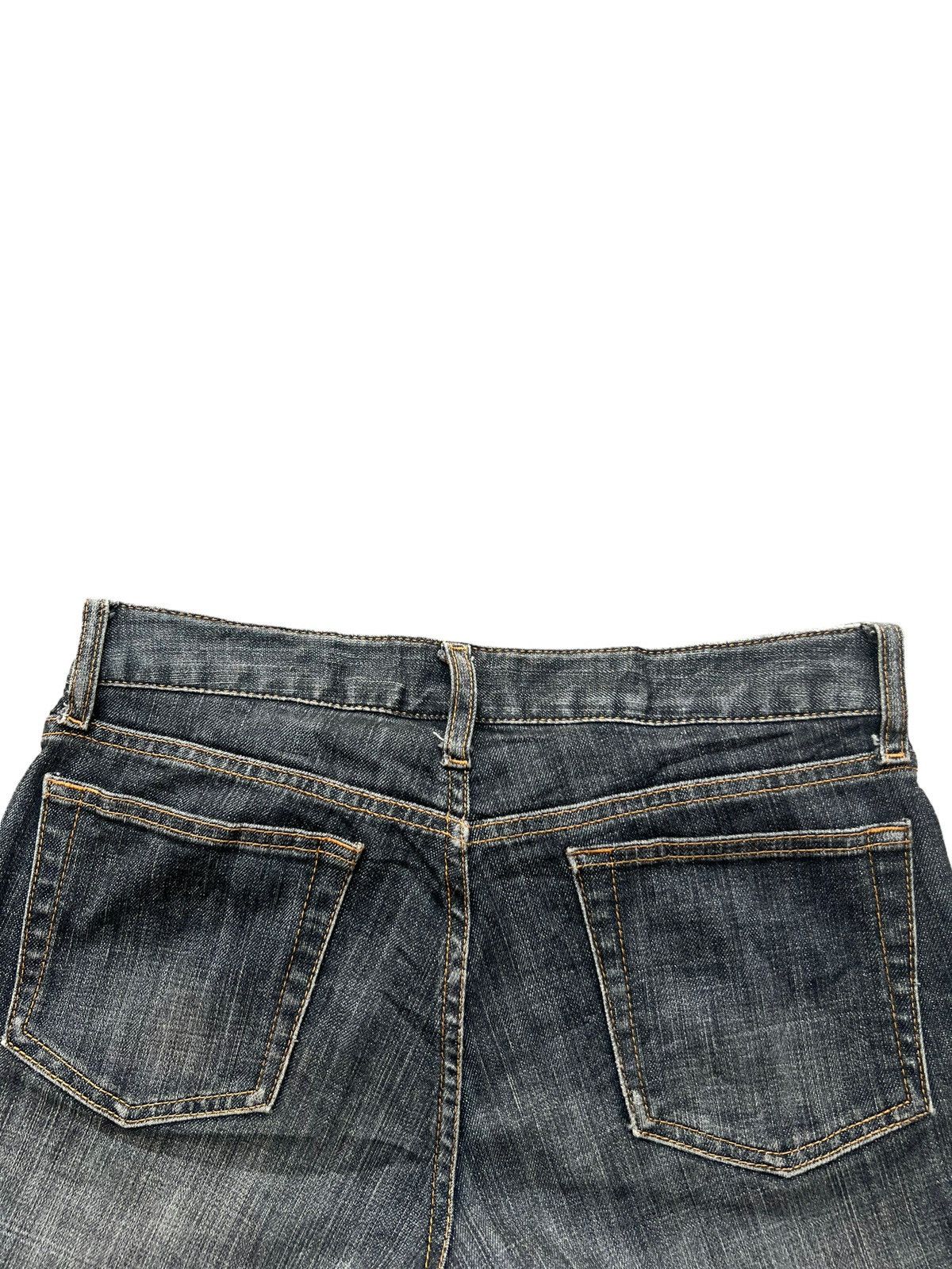 Uniqlo Uniqlo Black Low Rise Bootcut Flare Denim Jeans 30x29 Size 30" / US 8 / IT 44 - 7 Thumbnail
