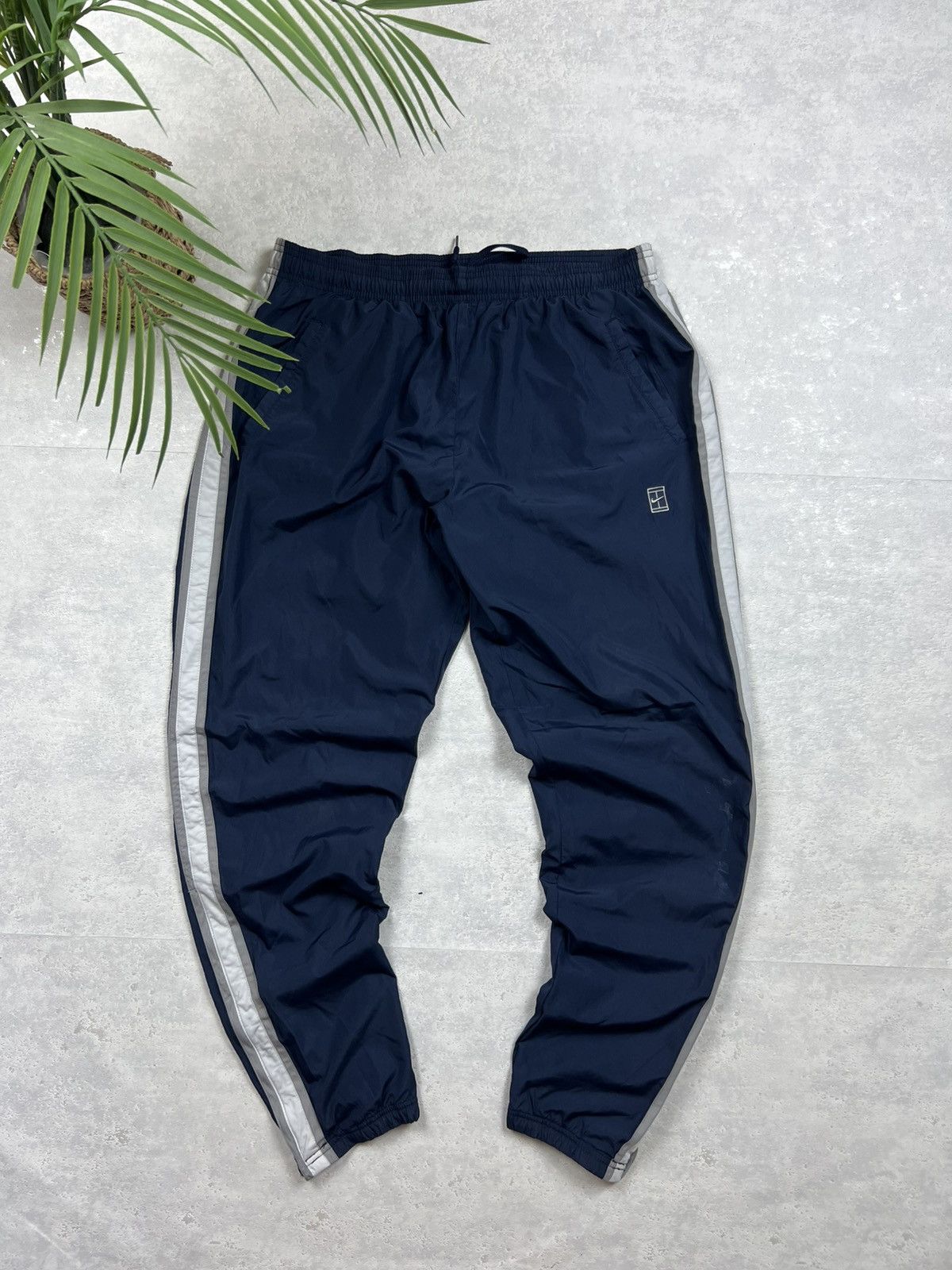 Nike 90s Nike Court Vintage Y2K Gorpcore Parachute Nylon Pants Size US 32 / EU 48 - 1 Thumbnail