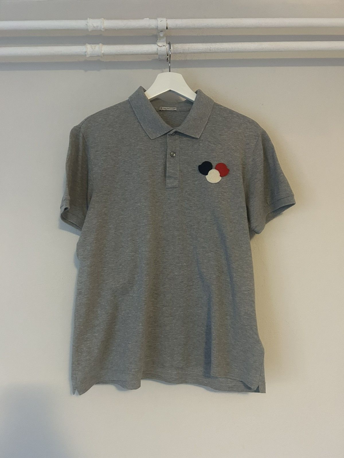 Moncler Grey Logo Polo Size US L / EU 52-54 / 3 - 2 Thumbnail