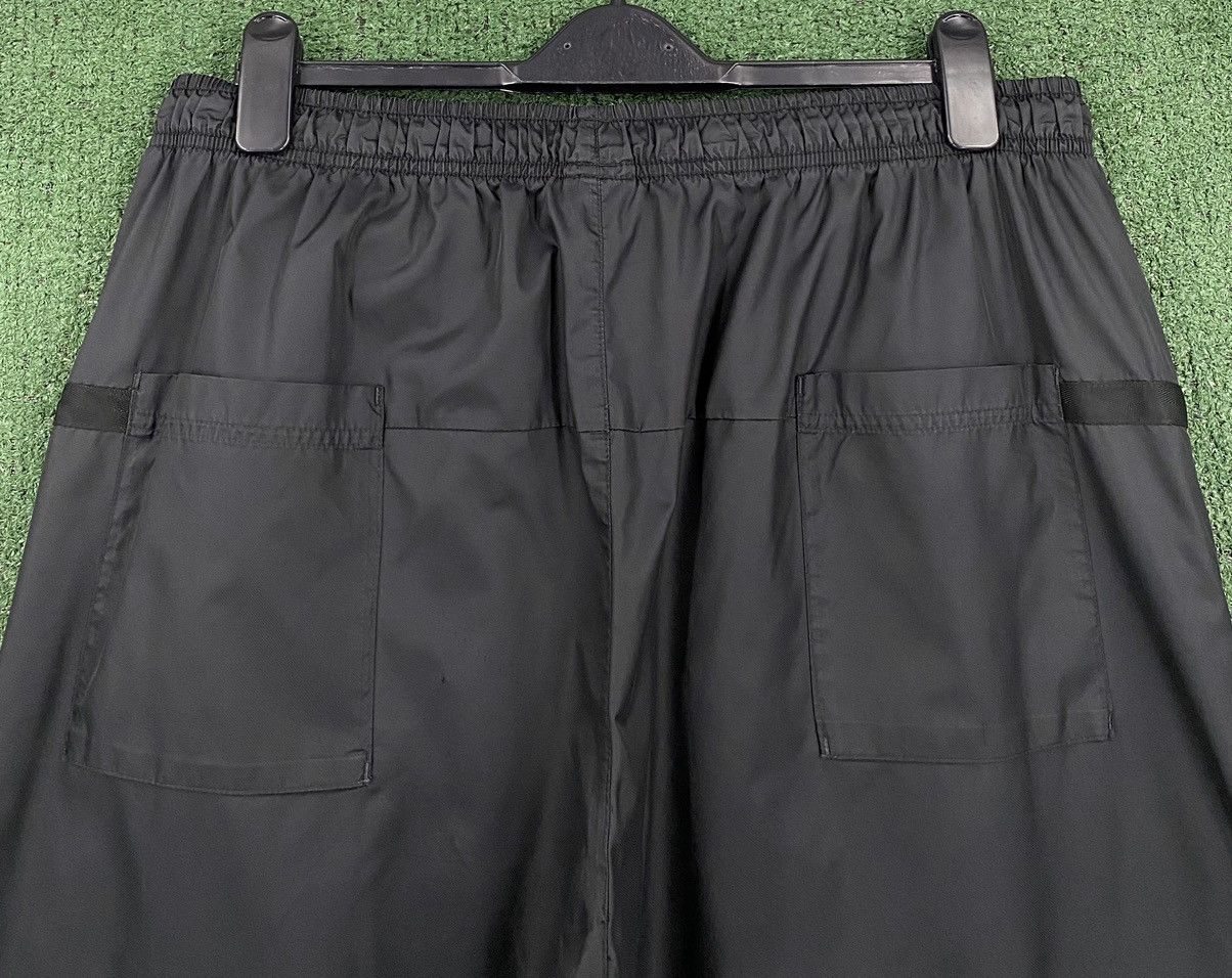 Nike VTG 90s Nike Spellout Wide Leg Multi Pocket Windbreaker Pant Size US 42 / EU 58 - 7 Thumbnail