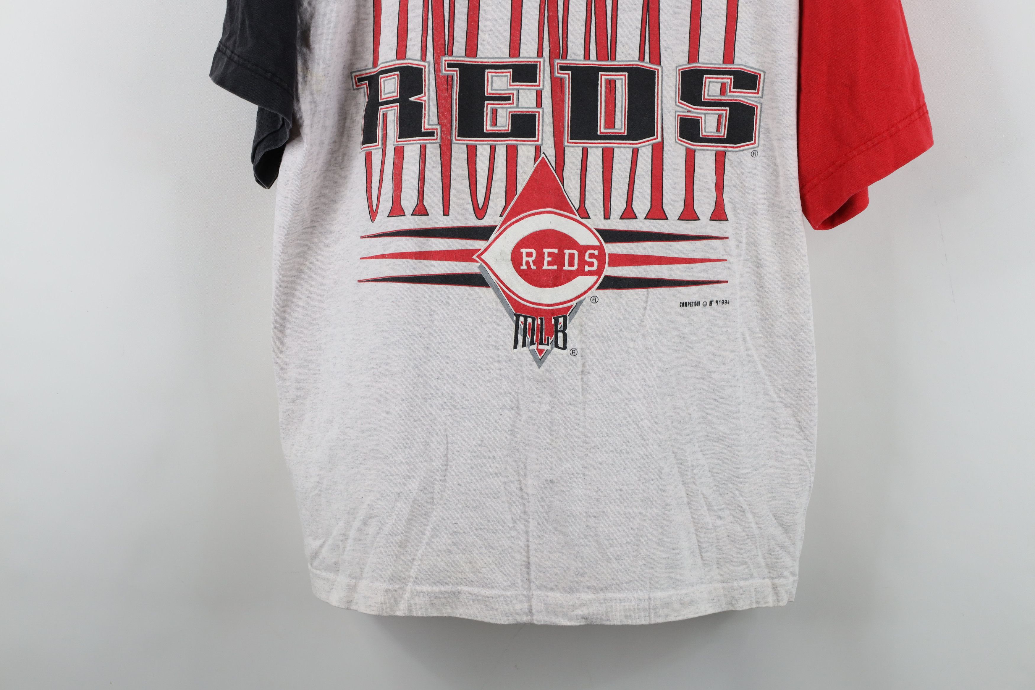 Vintage Vintage 90s Reds Baseball Short Sleeve Hooded T-Shirt USA Size US M / EU 48-50 / 2 - 3 Thumbnail