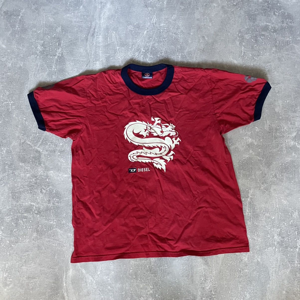 Diesel 90s Diesel dragon tee Shirt boxy baggy japan Crew ninja Y2K Size US L / EU 52-54 / 3 - 1 Thumbnail