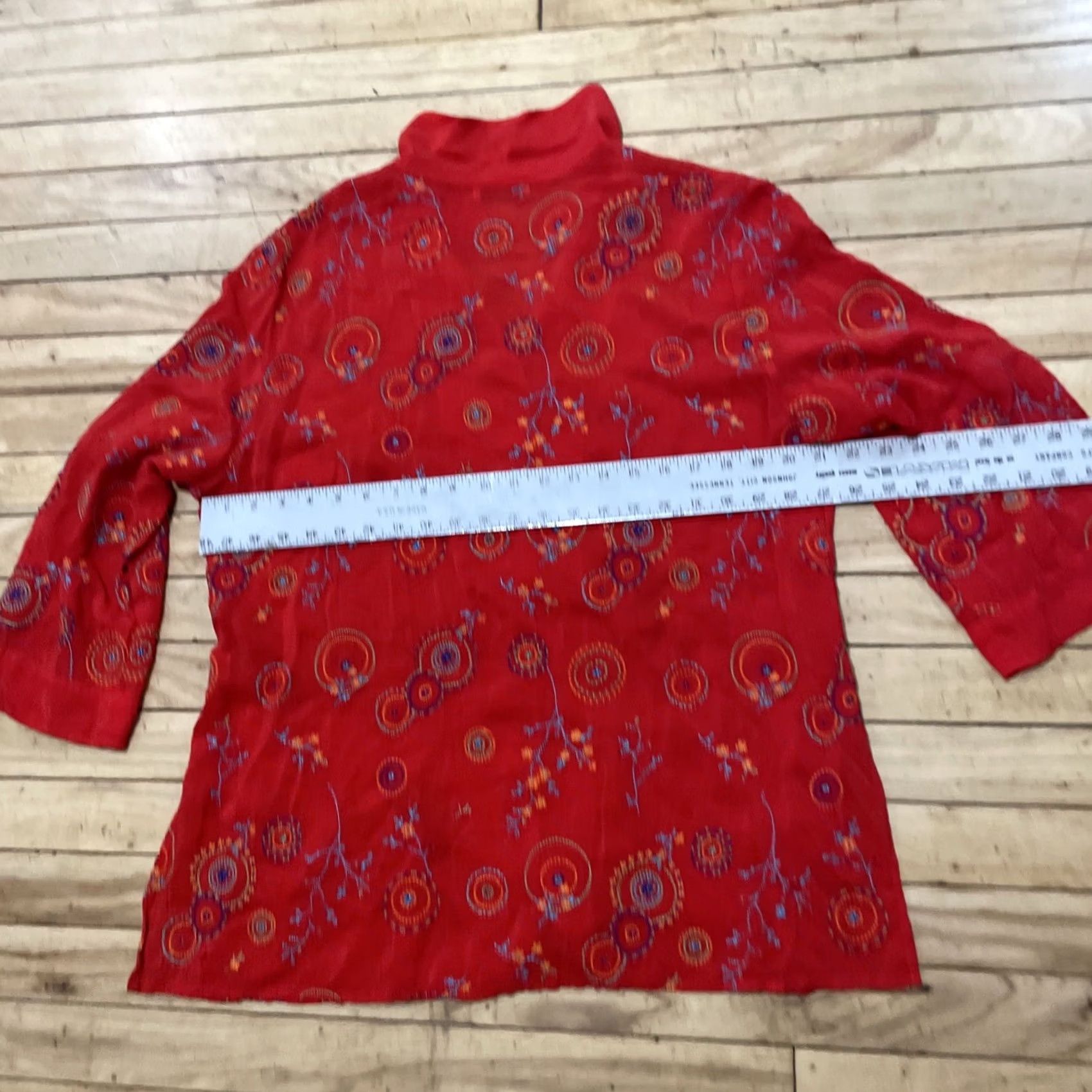 Vintage RUSS USA Top Womens XL Floral Beaded Boho Red Malibu Shirt Distress Holes Button-Up 3/4 Sleeve Cal... Size XL / US 12-14 / IT 48-50 - 7 Thumbnail
