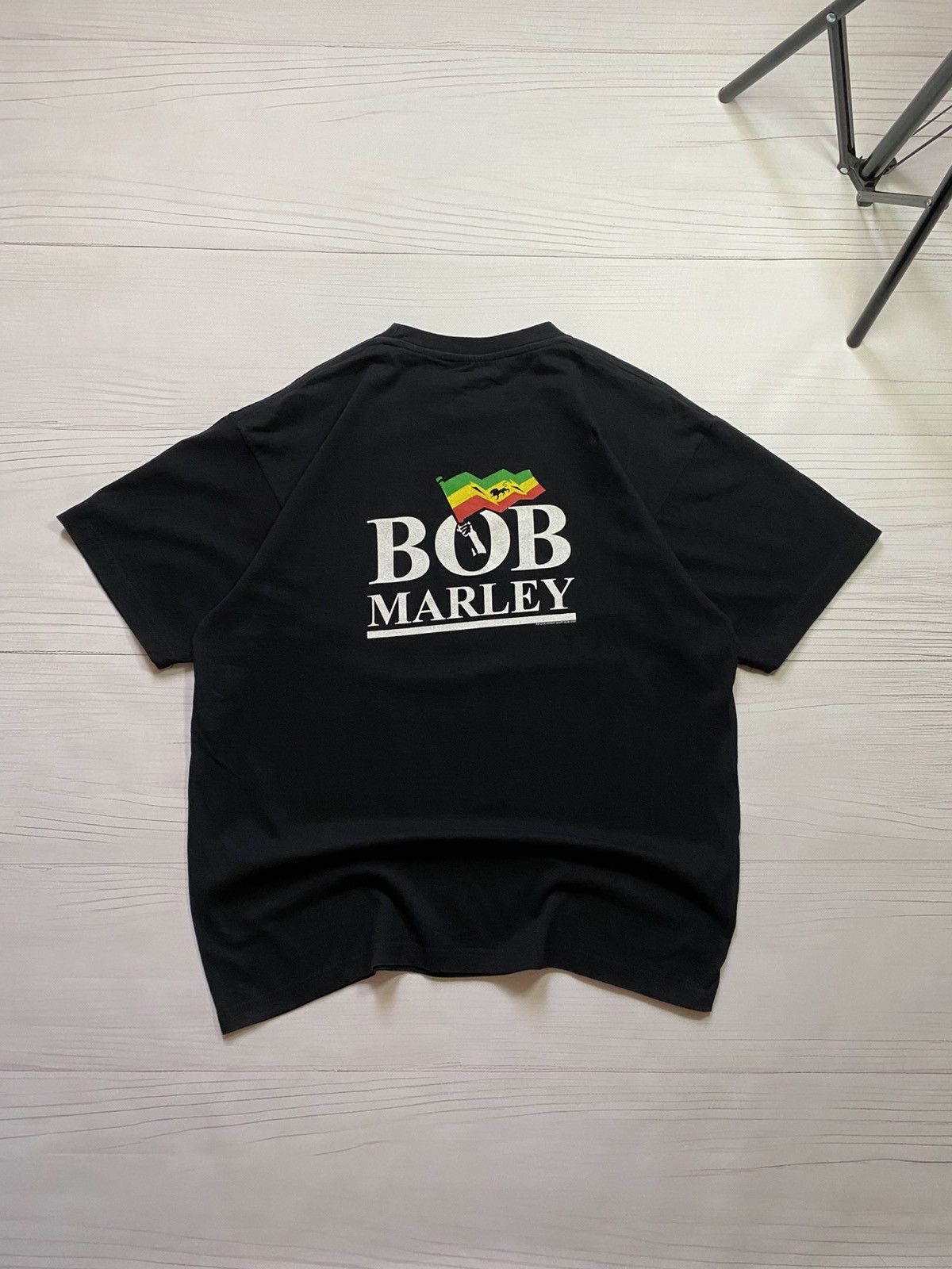 Bob Marley Vintage 2001 Bob Marley Smoking Joint Graphic T-Shirt Size US XL / EU 56 / 4 - 2 Thumbnail
