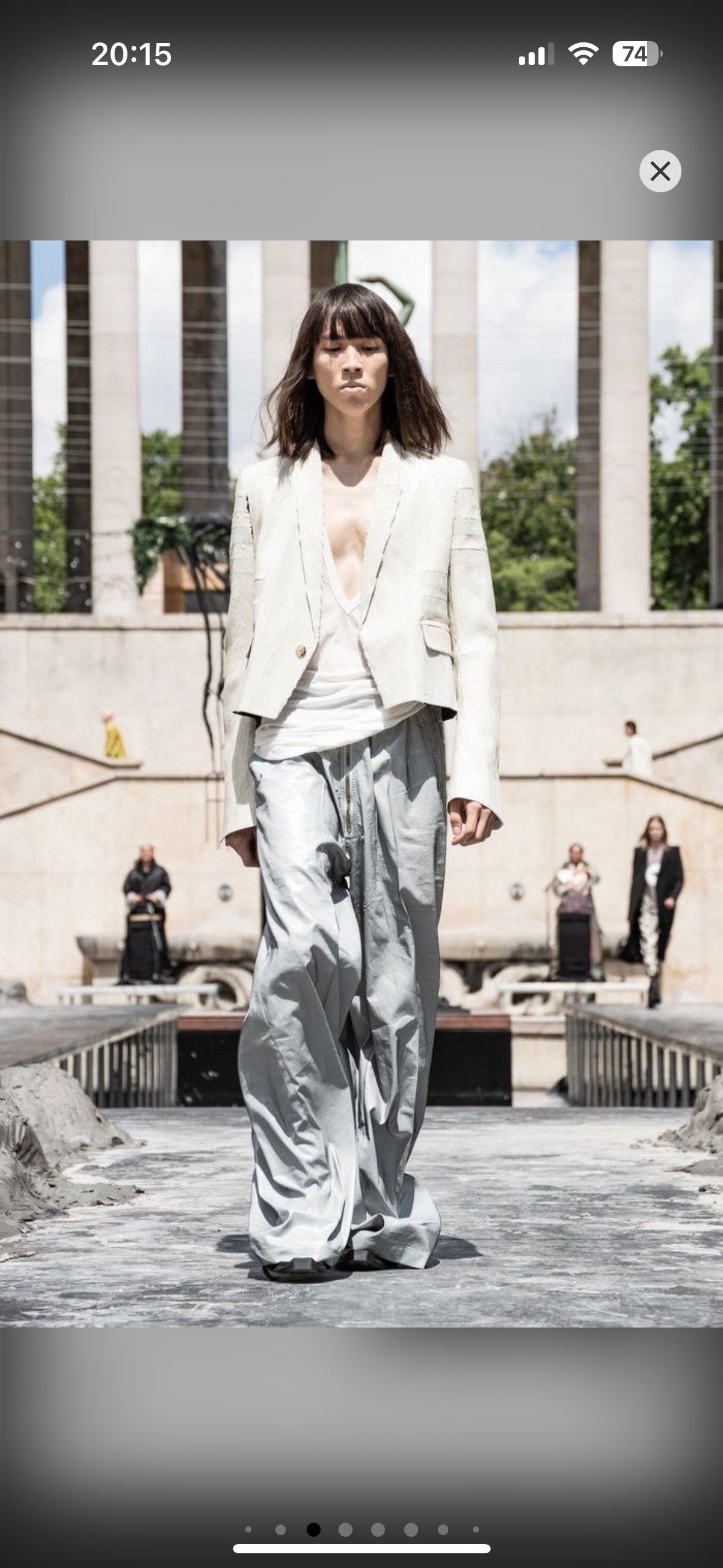 Rick Owens Rick Owens Cropped Sequins White Chalk Blazer Jacket (XS/S) Size US XS / EU 42 / 0 - 5 Thumbnail