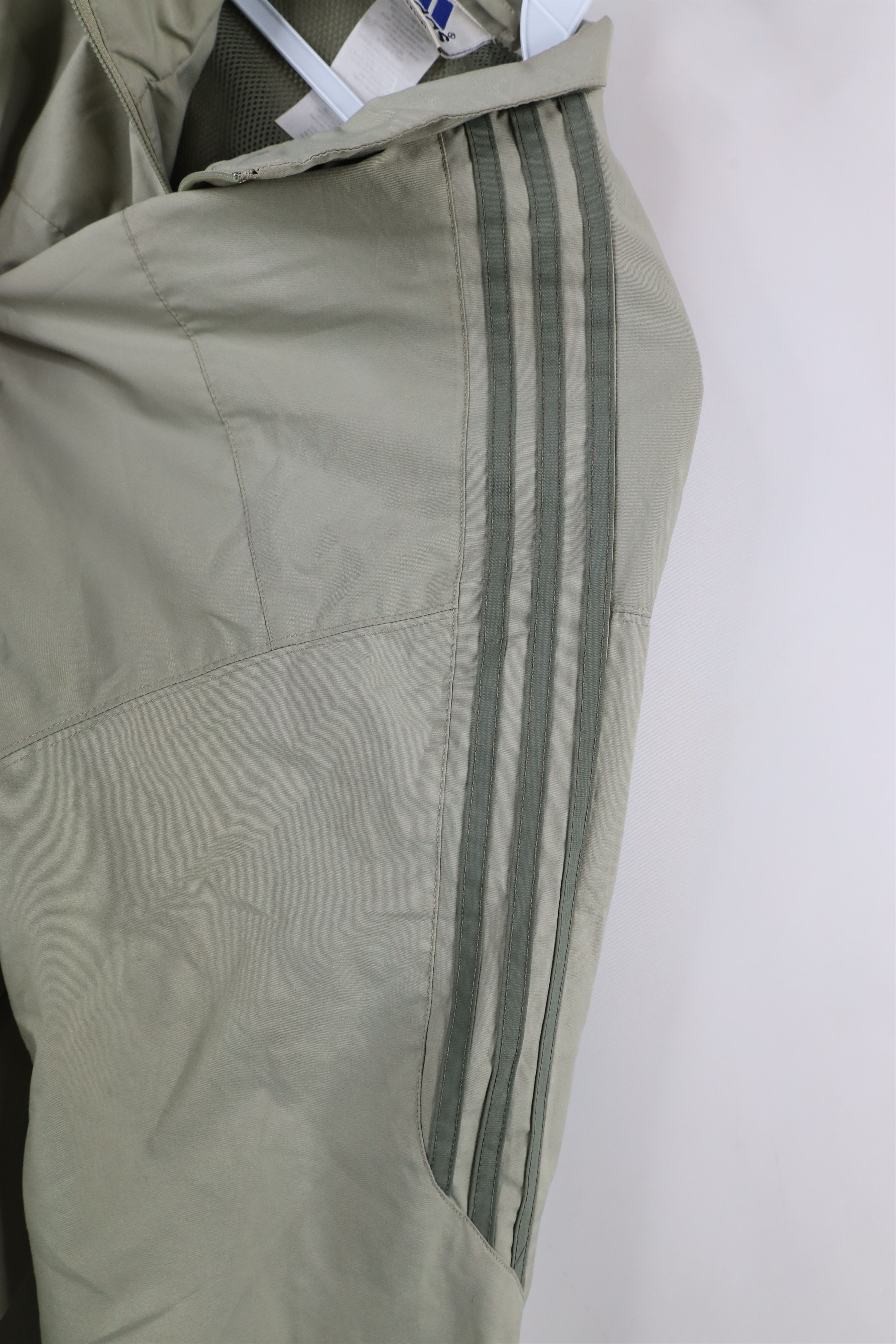 Adidas × Vintage Vintage 90s Adidas Spell Out Lined Windbreaker Jacket Green Size US L / EU 52-54 / 3 - 7 Thumbnail