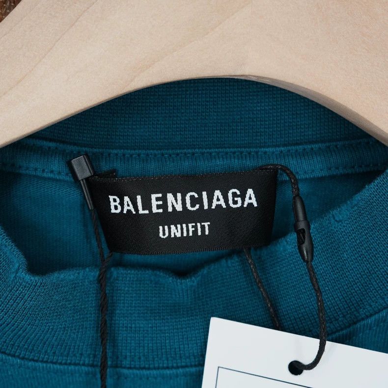 Balenciaga Balenciaga Alphabet print vandals do old long sleeve lake Size US L / EU 52-54 / 3 - 2 Thumbnail