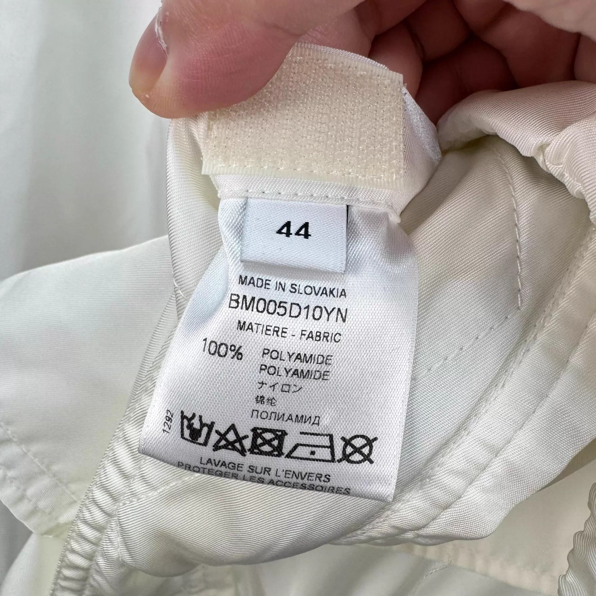 Givenchy Givenchy Printed Logo Shell Jacket 44 98 New Size US S / EU 44-46 / 1 - 8 Thumbnail