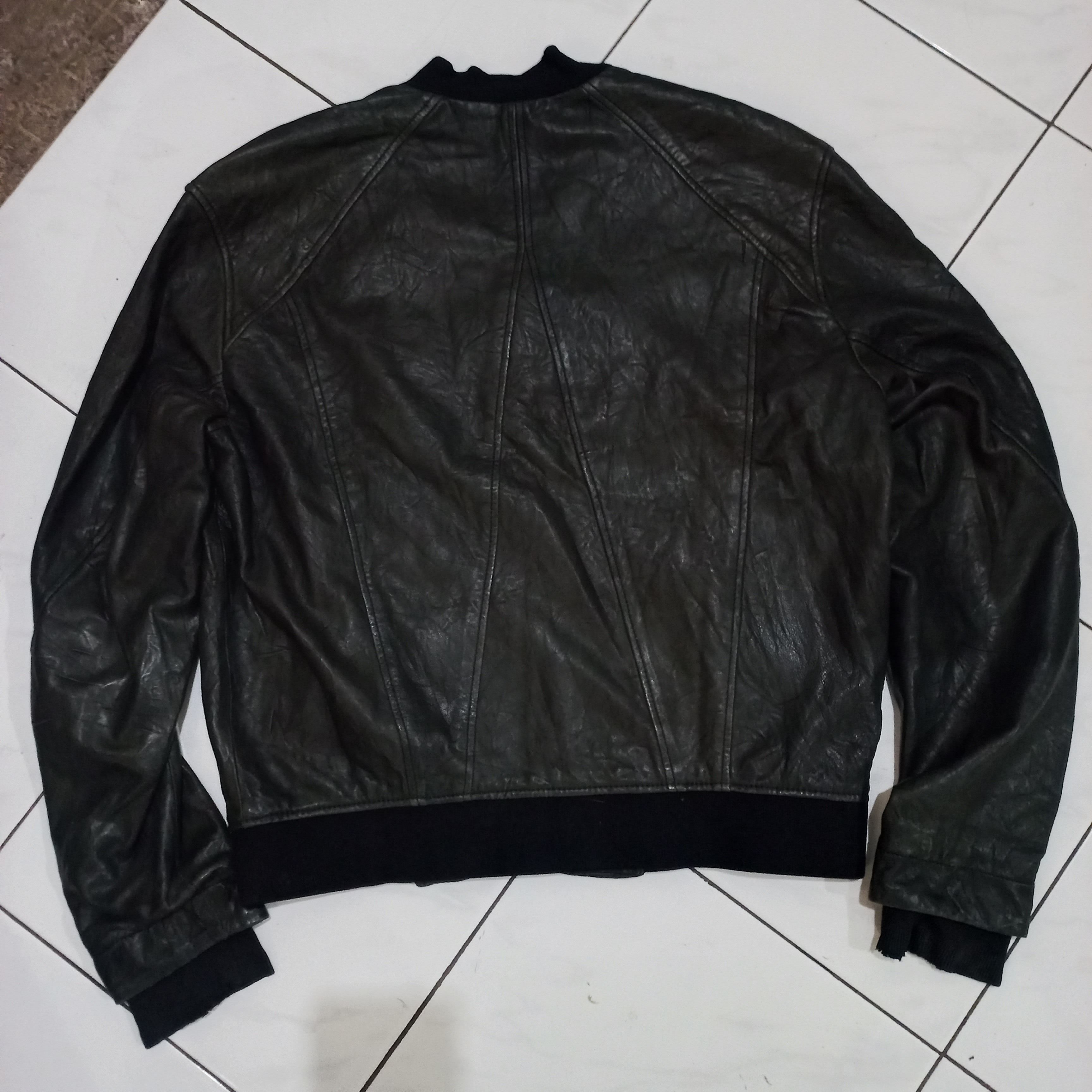 Helmut Lang Helmut Lang short and wide lamb leather jacket Size US S / EU 44-46 / 1 - 13 Thumbnail