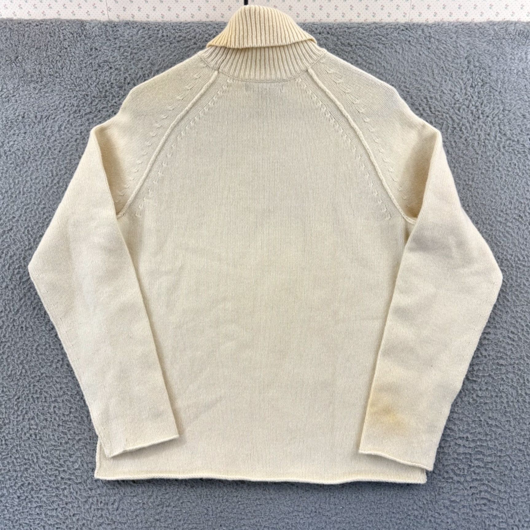 Banana Republic Banana Republic Sweater Womens Medium Ivory Lambswool Cashmere Turtleneck Preppy Pullover Raglan Sleeve Solid Knit Wool/Cashmere Logo Vintage: No Size M / US 6-8 / IT 42-44 - 6 Thumbnail