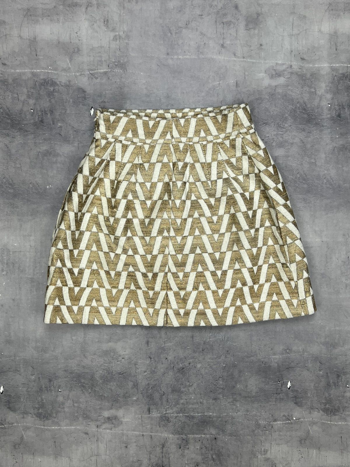 Valentino Valentino VLOGO Gold White Monogram Mini Skirt Skort Sz 42 Size 28" / US 6 / IT 42 - 4 Thumbnail