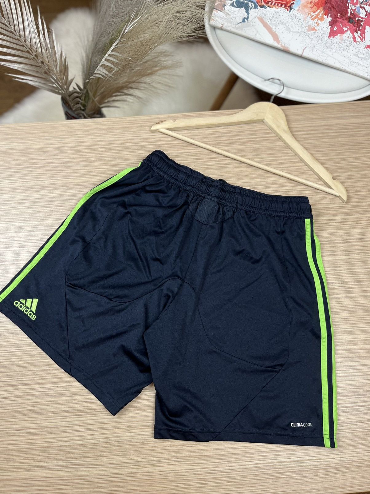 Vintage Vintage Adidas FC Chelsea 2007 Shorts L Size US 34 / EU 50 - 5 Thumbnail