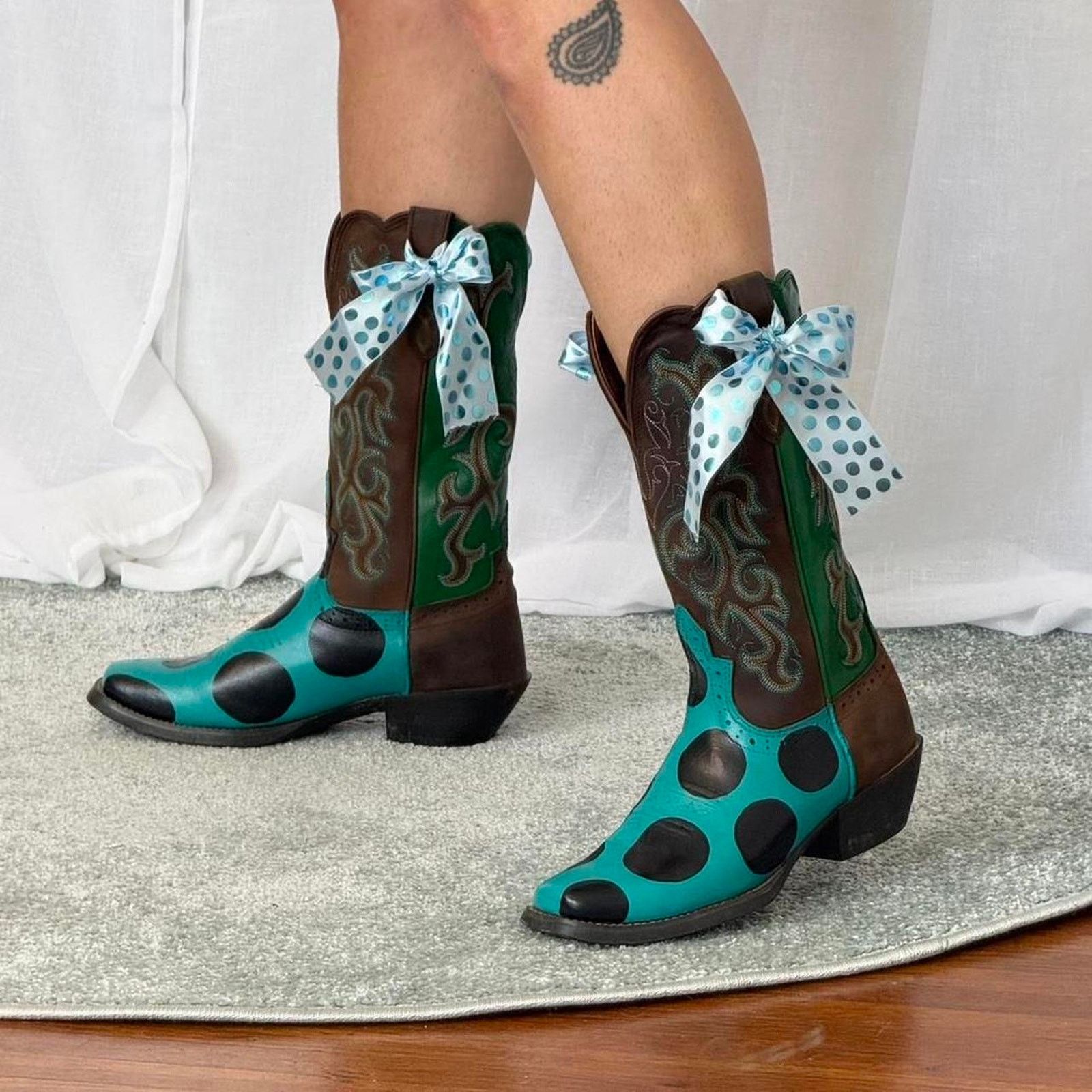 Justin Boots ✿ ⋆｡ Hand Painted Polka Dot Cowboy Boots ⋆｡✿ Size US 7 / IT 37 - 1 Thumbnail