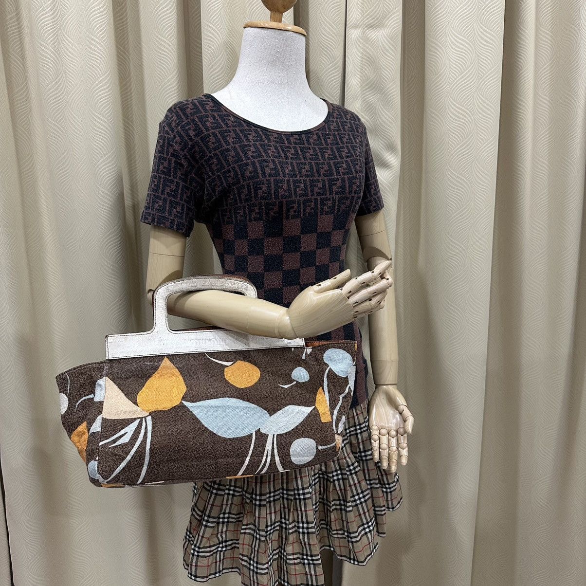 Miu Miu ‼️LASTDROP‼️ VINTAGE MIU MIU LEATHER TOP HANDLE BAG Size ONE SIZE - 18 Thumbnail