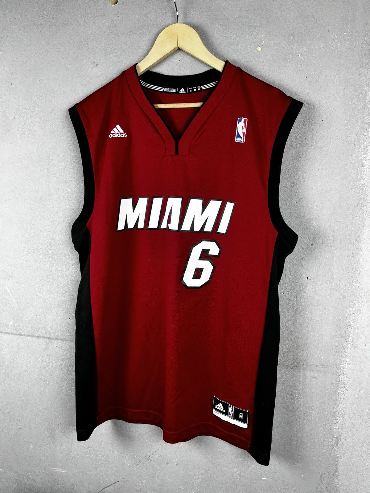 NBA Miami Heat Lebron James #6 NBA Basketball Jersey Size US M / EU 48-50 / 2 - 5 Thumbnail