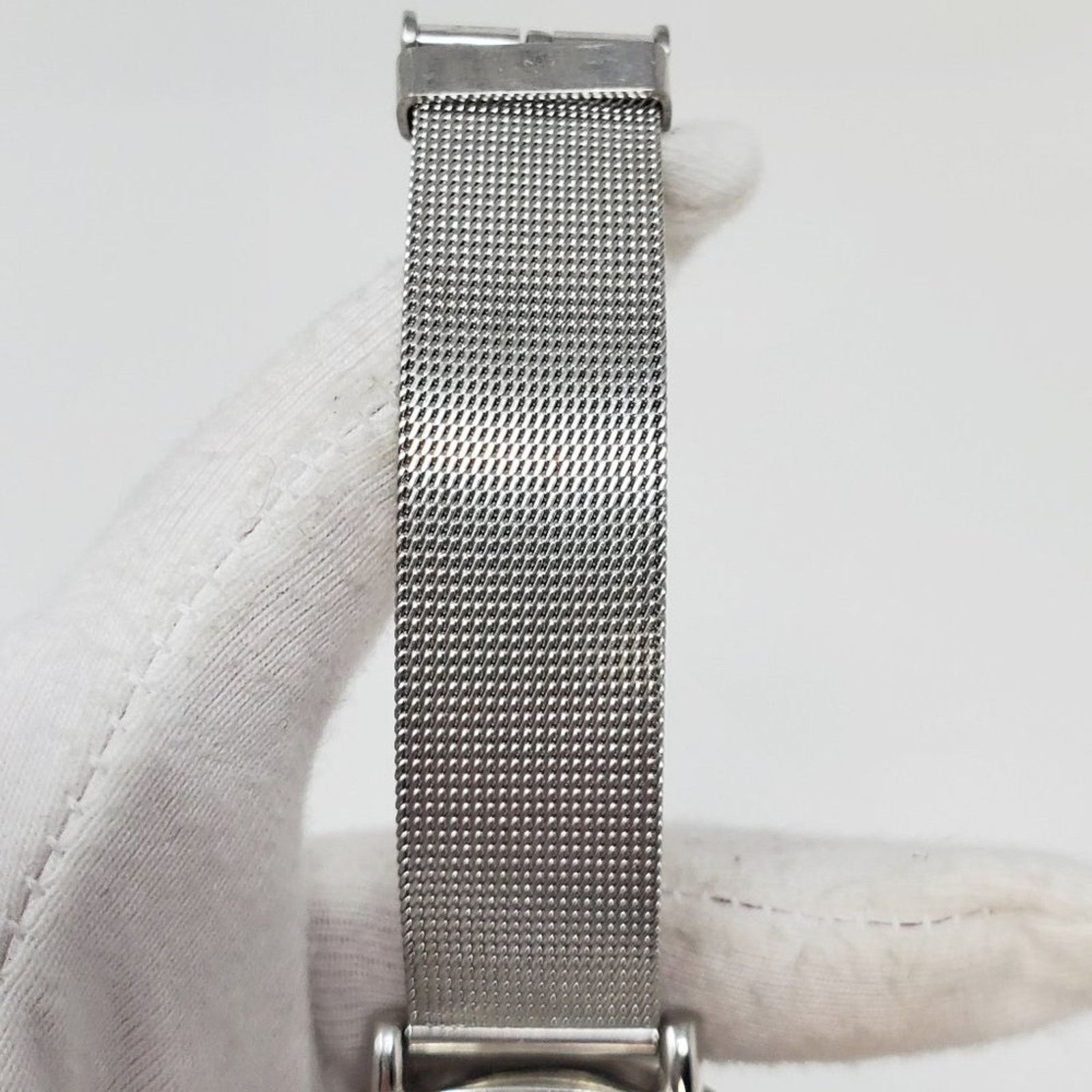 Disney Disney Mickey Mouse Chain Mail Watch Mother of Pearl Face Size ONE SIZE - 4 Thumbnail