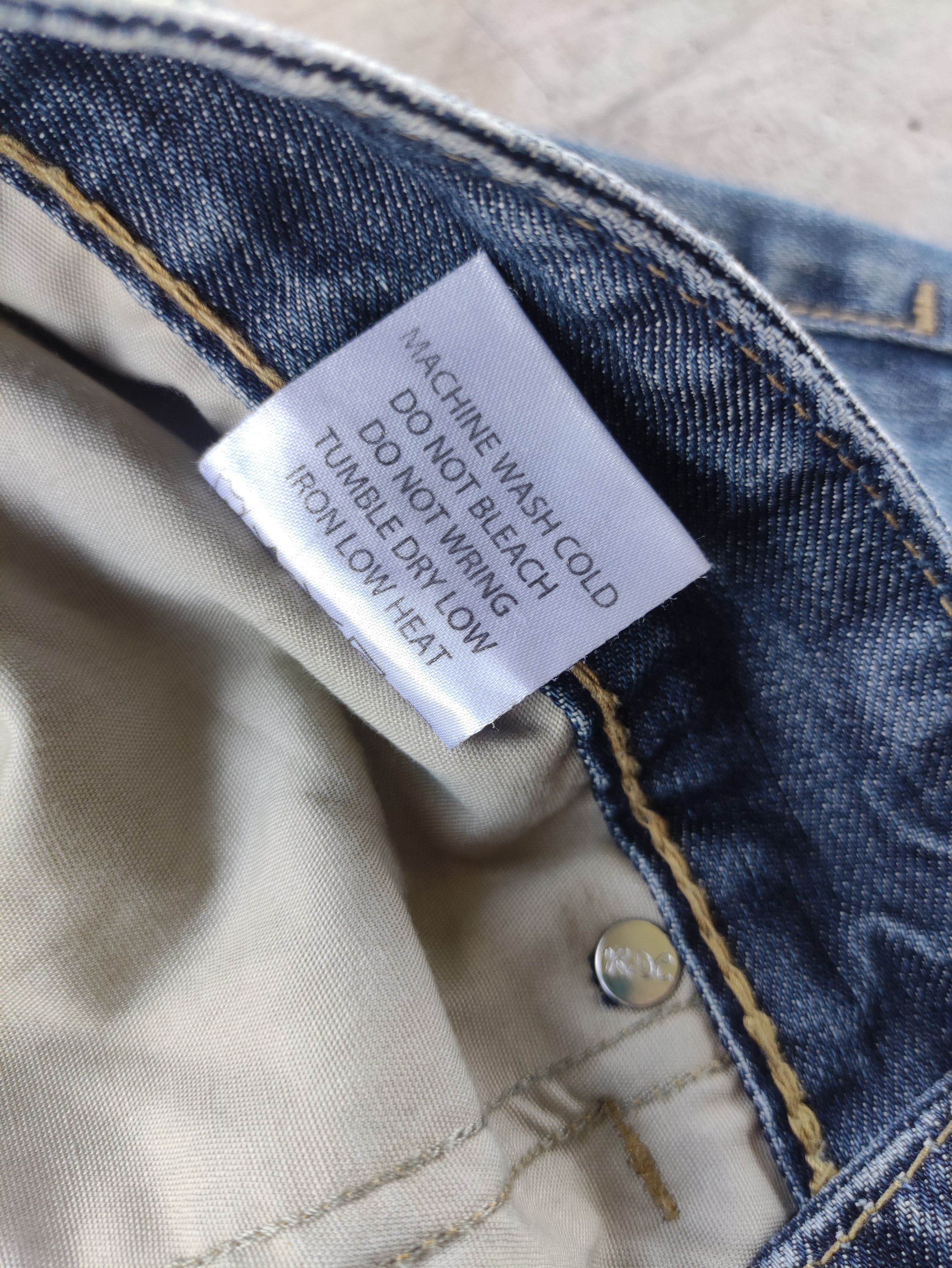 Japanese Brand Vintage Rivet De Cru Button Baggy Jean Distressed Faded Size US 40 / EU 56 - 8 Thumbnail
