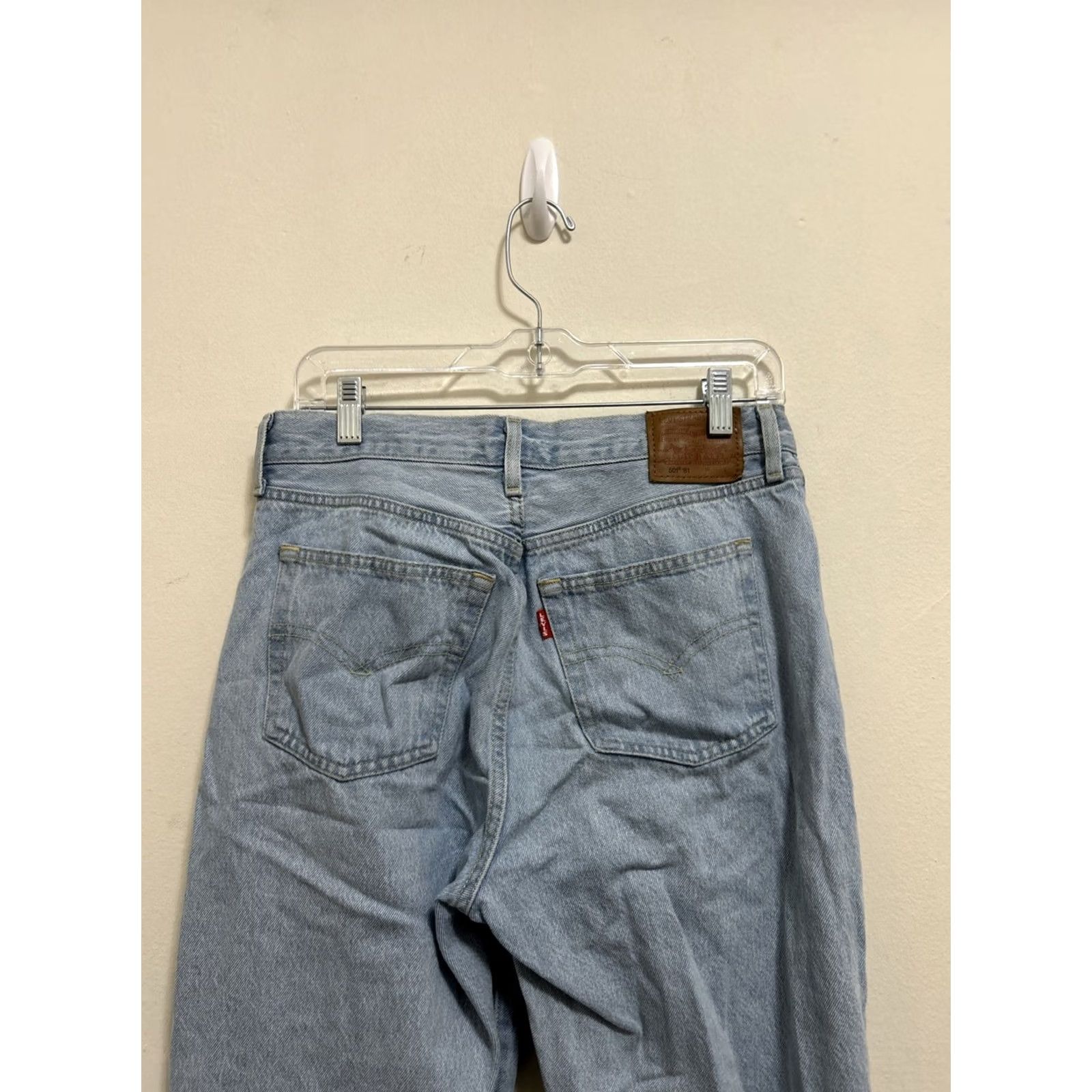 Levi's Levi's 501 Premium ‘81 Jeans Womens 29x31 Light Wash Denim Button Fly Straight 5-Pocket Regular Fit Blue Size 29" - 4 Thumbnail