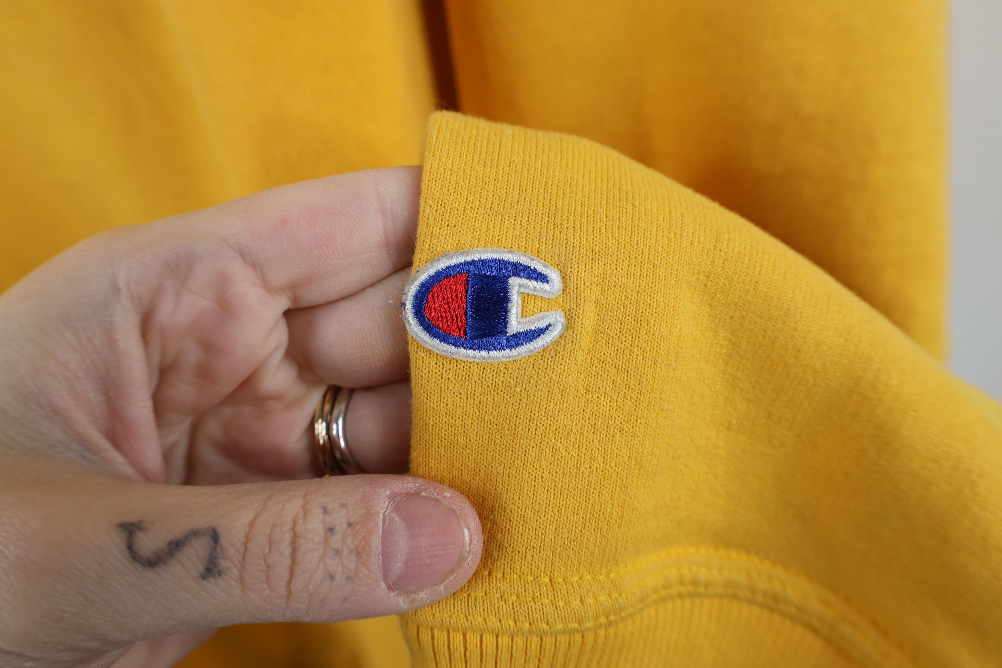 Champion × Vintage Vintage Champion Monochrome Logo Hoodie Sweatshirt Yellow Size US XL / EU 56 / 4 - 5 Thumbnail