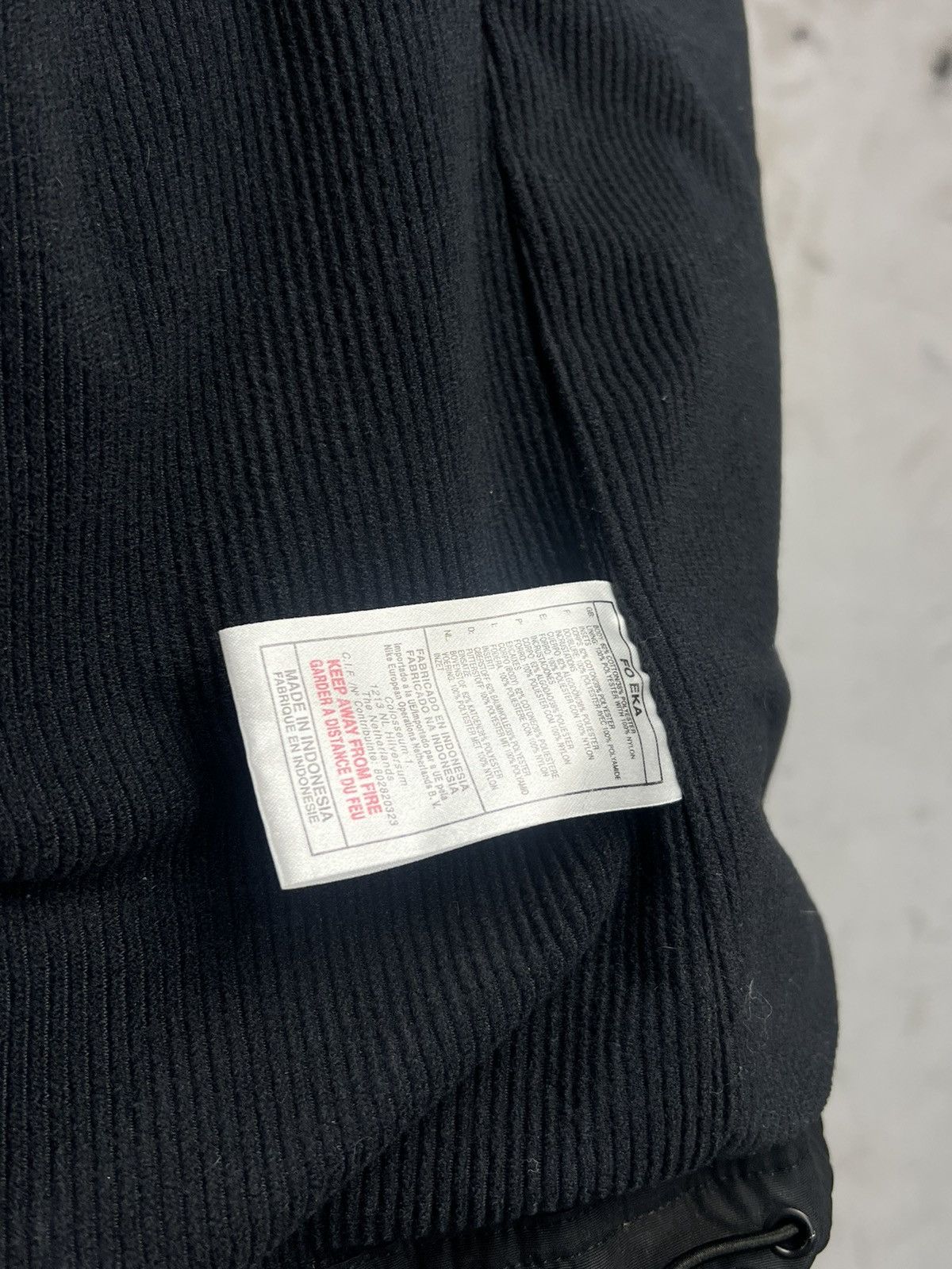 Nike Vintage Nike Lightweight Zip Jacket Size S - M Size US S / EU 44-46 / 1 - 8 Thumbnail