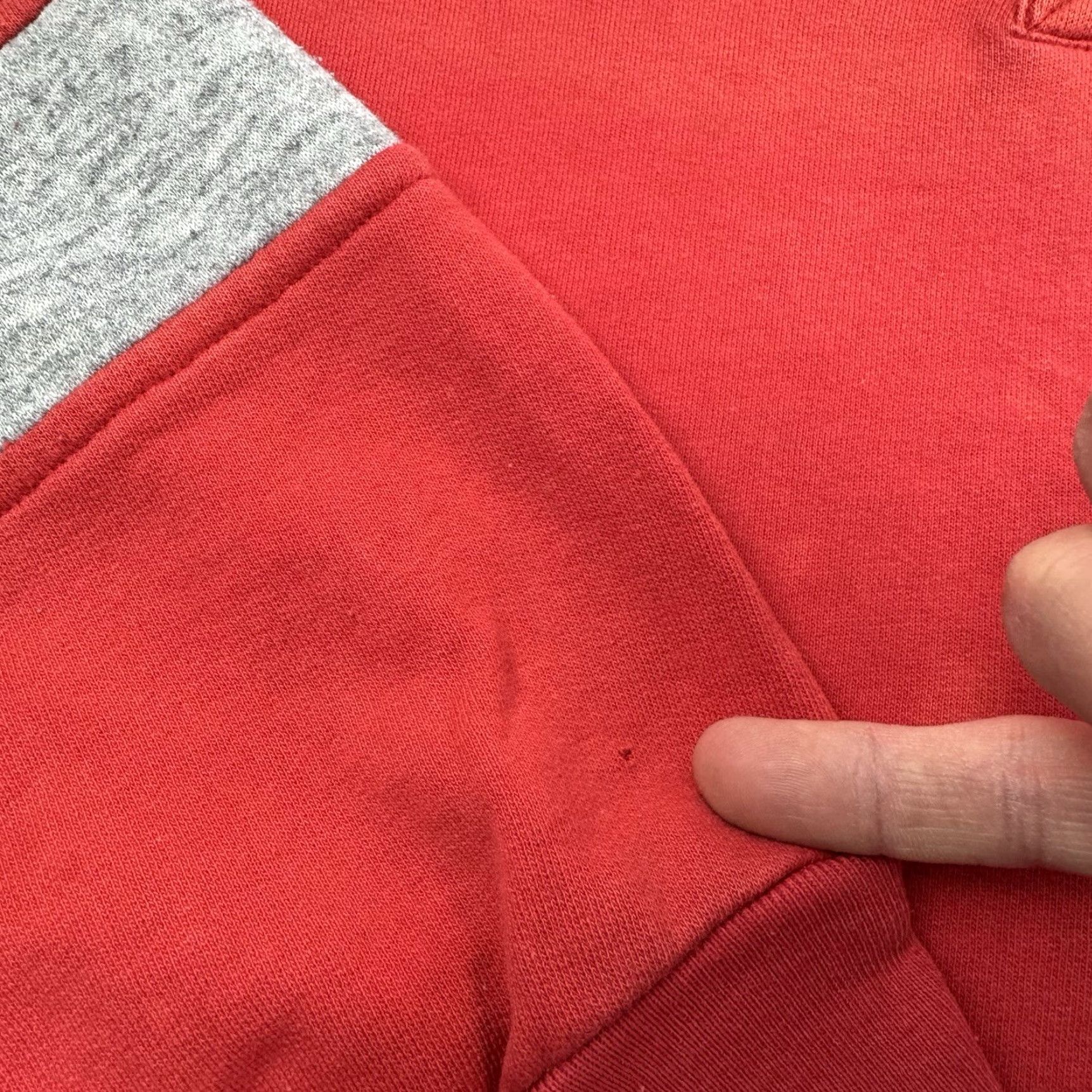 Vintage VINTAGE Bristol Bay Sport Sweatshirt Men M Red Collared 1980s Sports Patch Pullover Button 80s Size US M / EU 48-50 / 2 - 7 Thumbnail