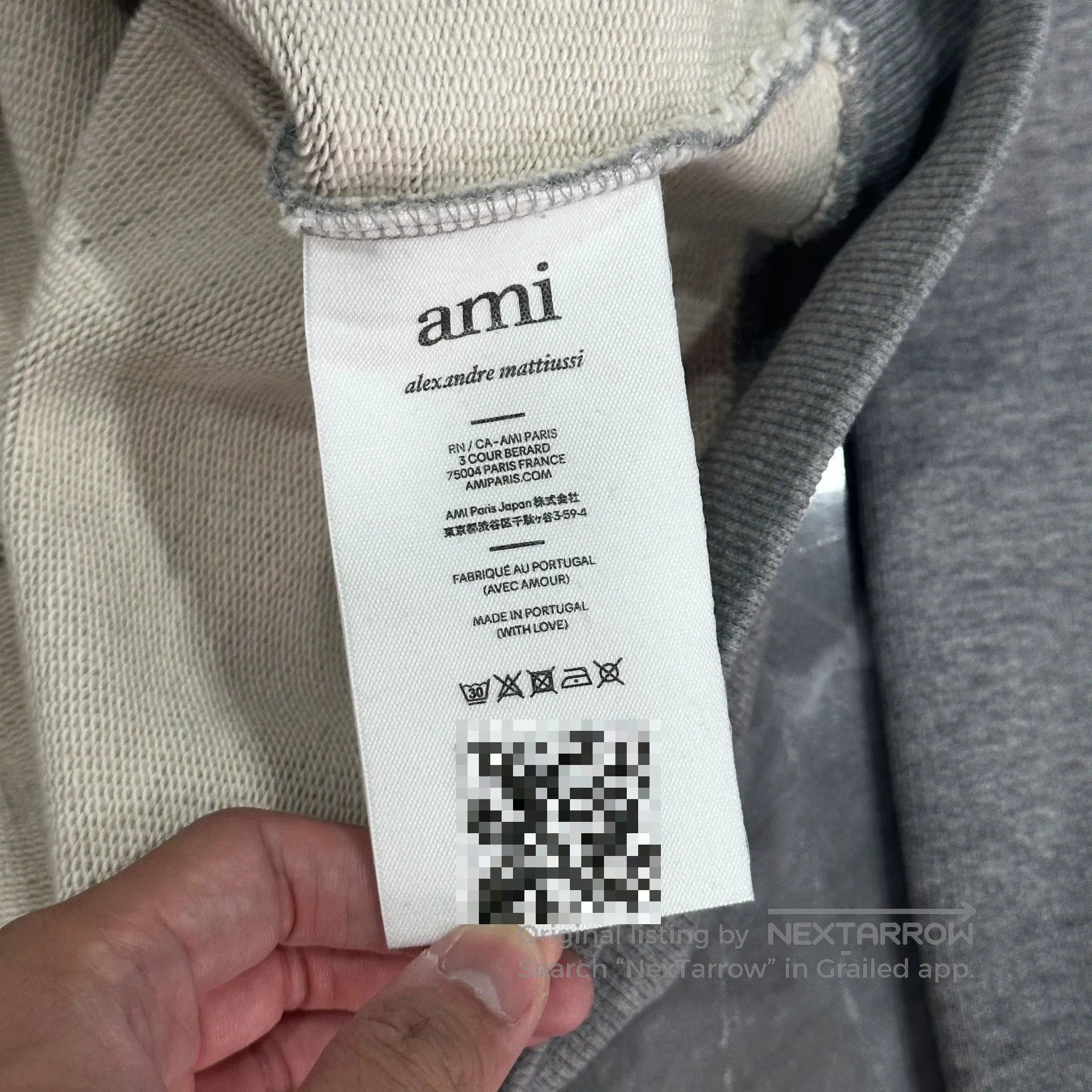 AMI Gray Sweatshirt with Red Heart Embroidery. Size US XL / EU 56 / 4 - 4 Thumbnail