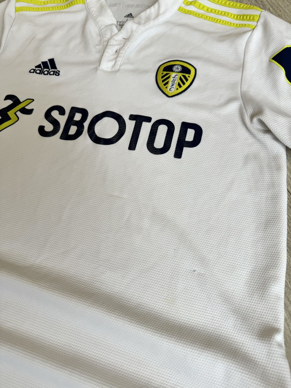 Adidas 🔷Adidas Leeds United 2021/22 Soccer jersey🔷 Size US L / EU 52-54 / 3 - 3 Thumbnail