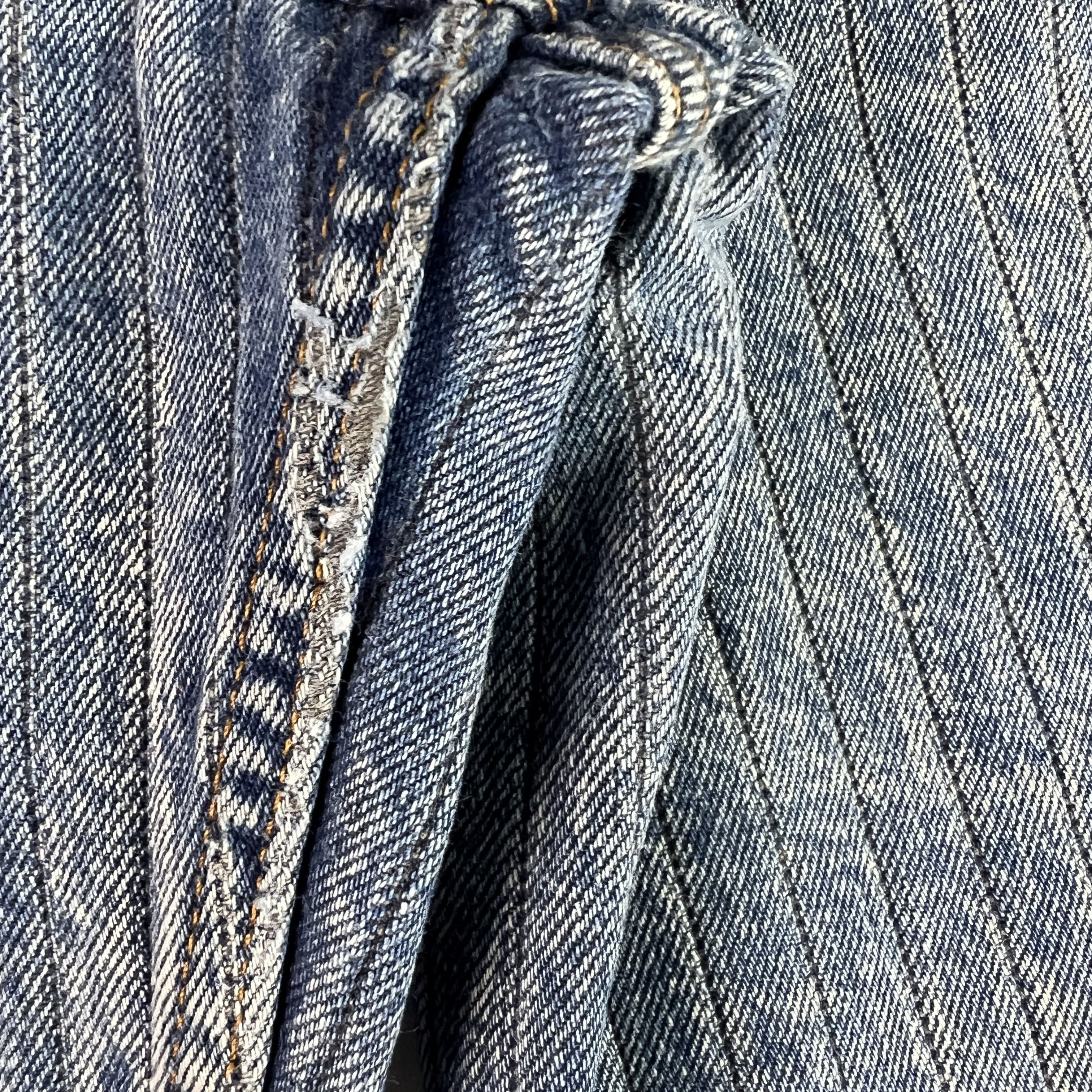 Levi's VTG 80s Levi's Jeans 550 Relaxed Blue Pinstripe Faded Denim Size US 32 / EU 48 - 4 Thumbnail