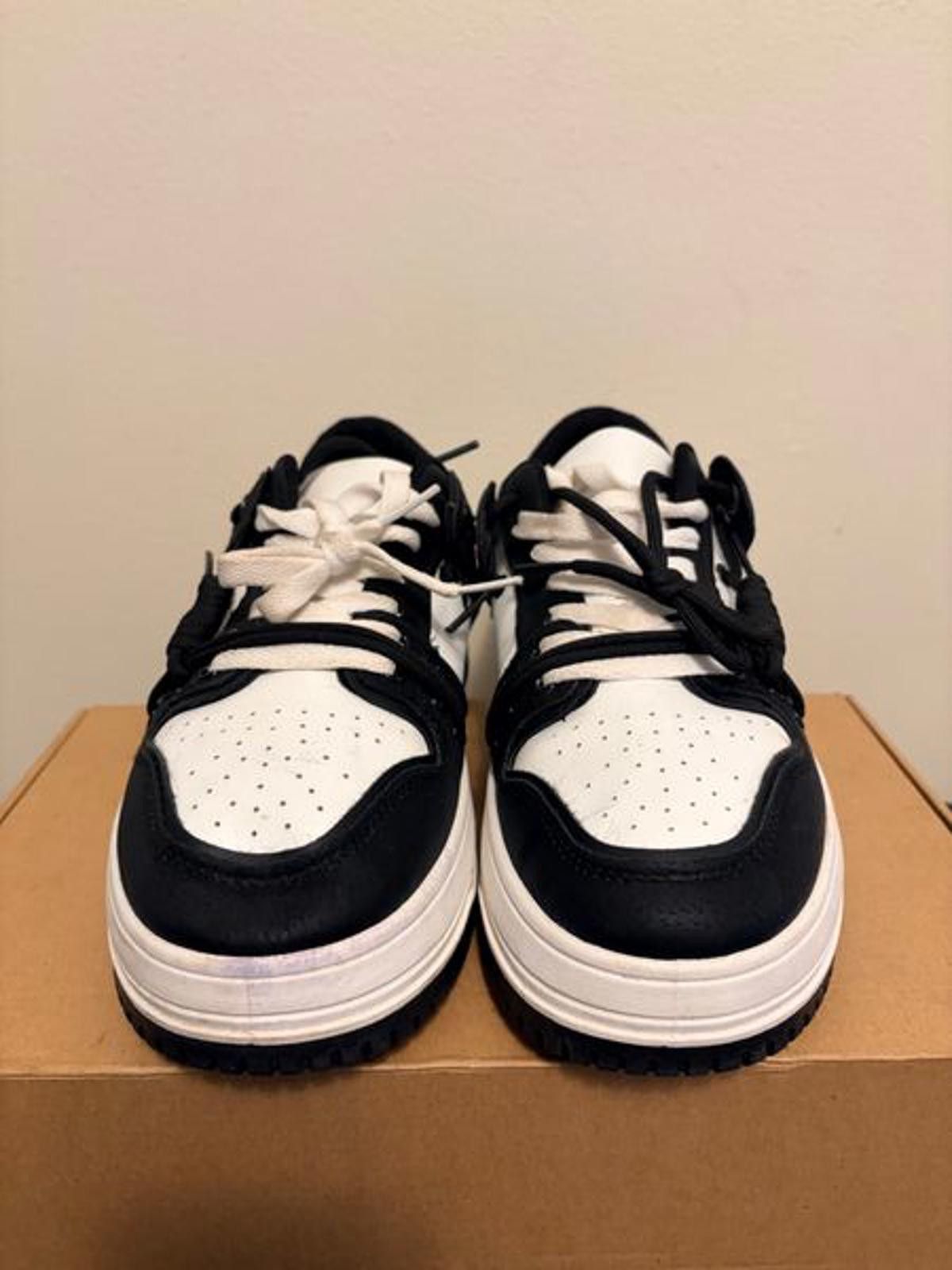 Other Liliana Black & White Platform Shoes (Size 11) Size US 11 / IT 41 - 1 Thumbnail