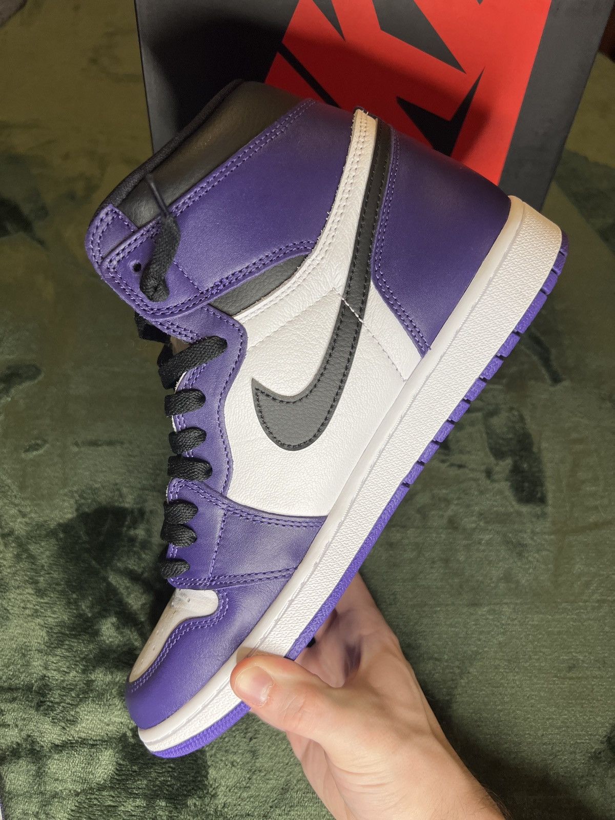 Jordan Brand Air Jordan 1 Court Purple 2020 size 11 Size US 11 / EU 44 - 3 Thumbnail
