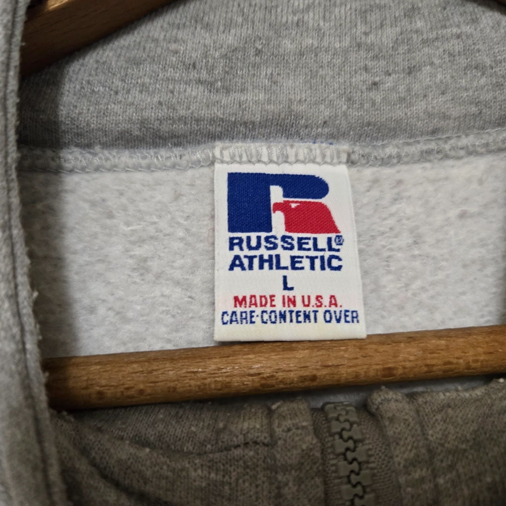Russell Athletic VINTAGE Russell Athletic Sweatshirt Quarter Zip USA Made Large Gray Hazelton Area Cougars Men L Size US L / EU 52-54 / 3 - 7 Thumbnail
